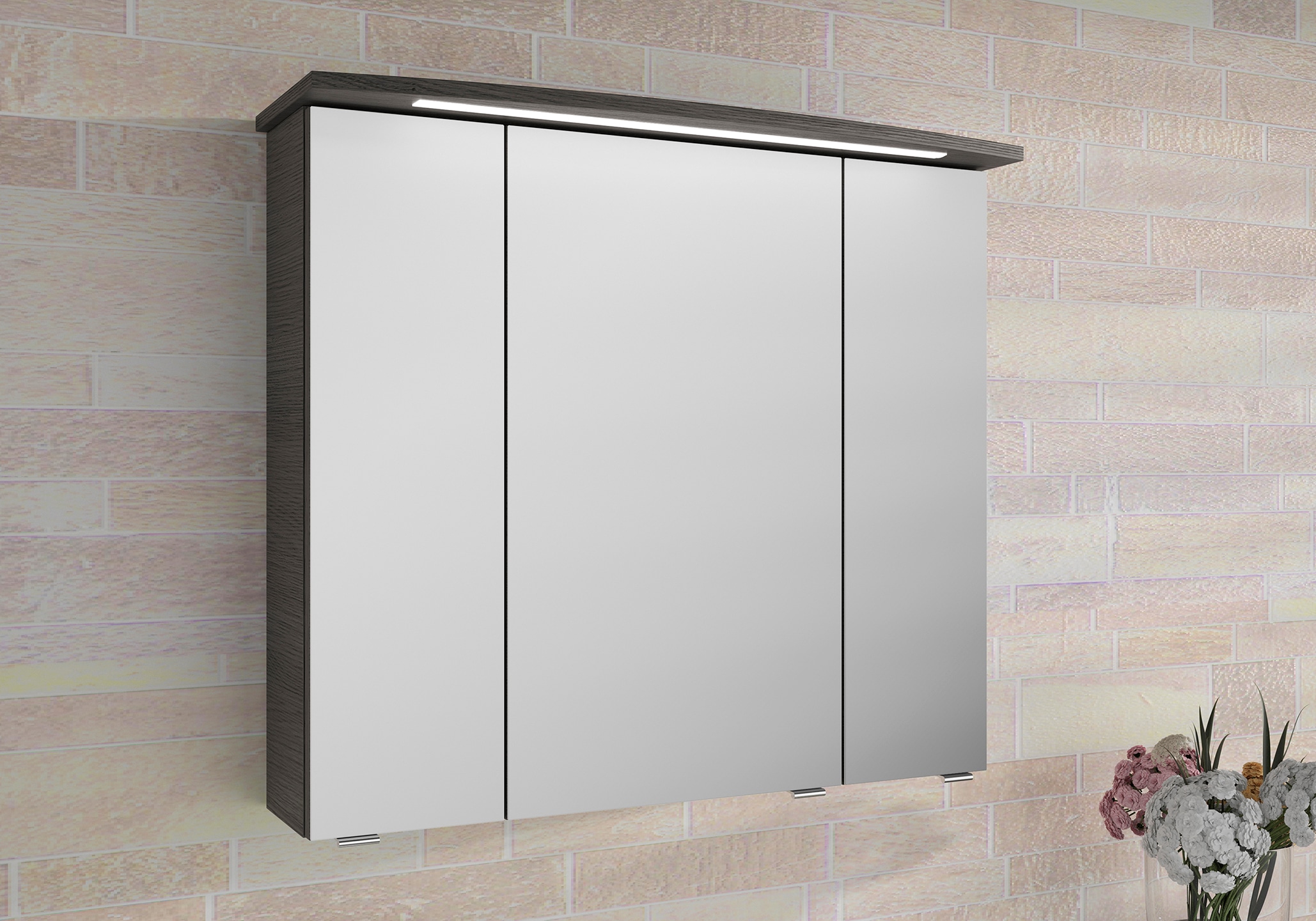 Saphir Badezimmerspiegelschrank »Serie 4010 Badezimmer-Spiegelschrank inkl. LED-Beleuchtung im Kranz«, Badschrank 82 cm breit, 3 Türen, 6 Glas-Einlegeböden, inkl Türdämpfer