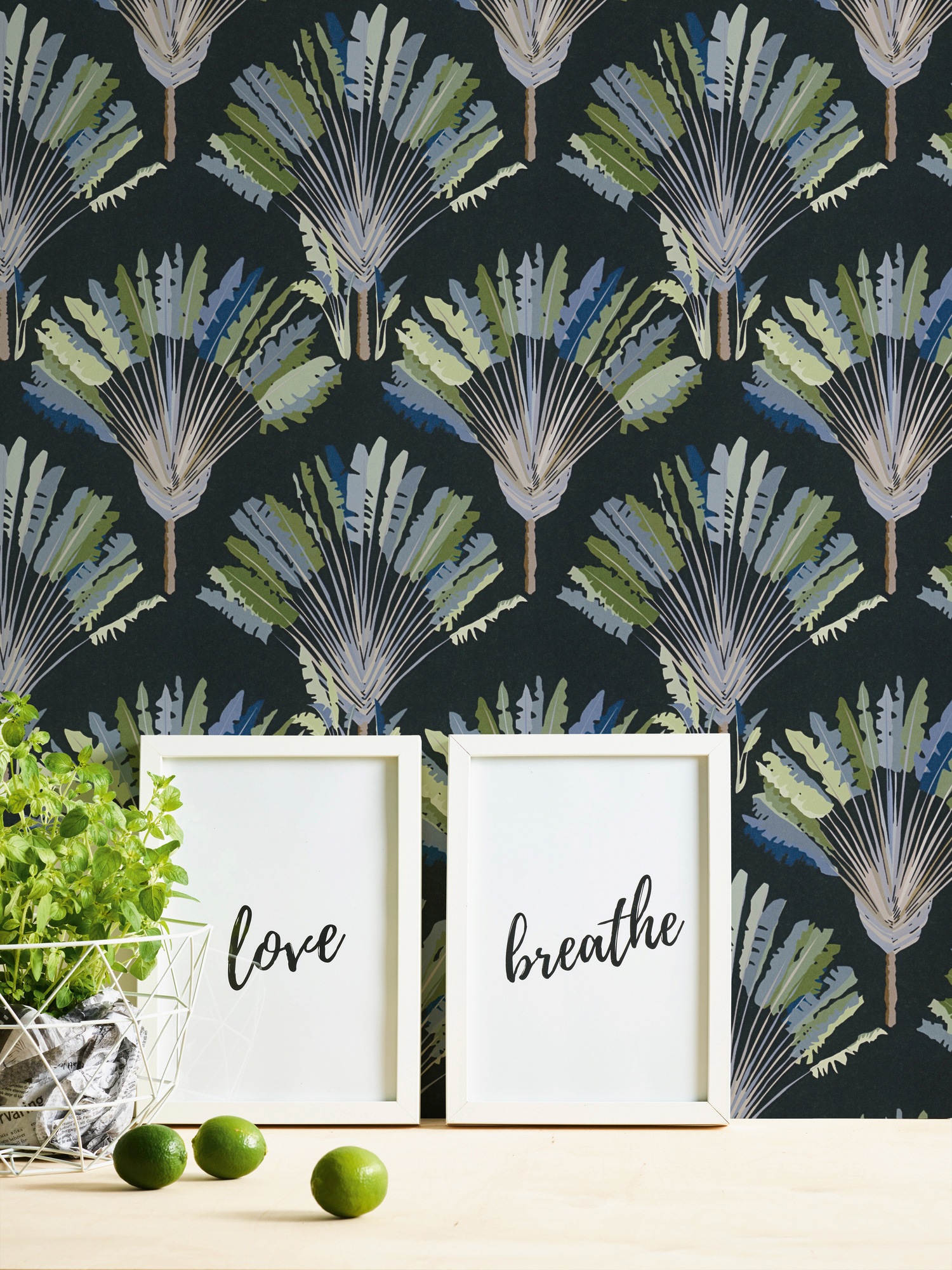 Architects Paper Vliestapete »Jungle Chic«, floral-botanisch-tropisch, Palmentapete Tapete Dschungel Federn Tapeten Wohnzimmer Schlafzimmer