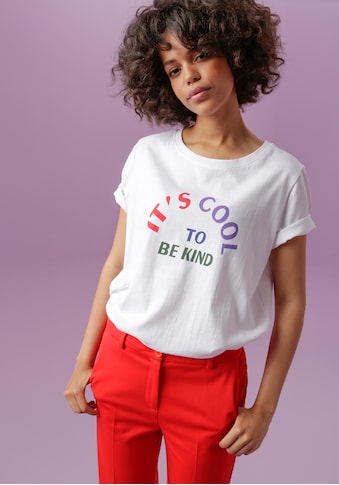 Aniston CASUAL T-Shirt, mit farbenfrohen Statement-Schriftzug im Vorderteil kaufen