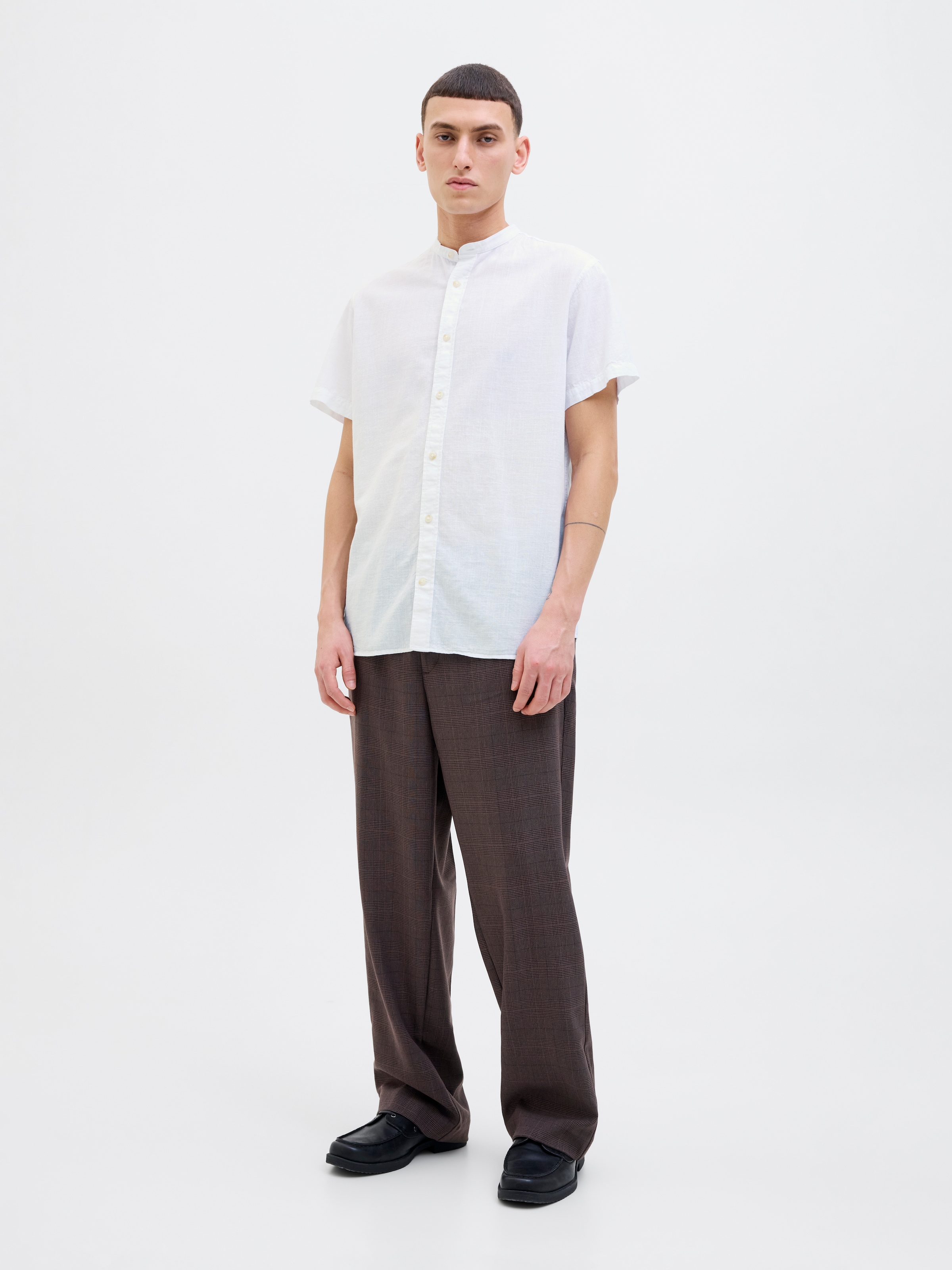 Jack & Jones Kurzarmhemd »JJESUMMER BAND SHIRT SS SN«, mit Bandkragen