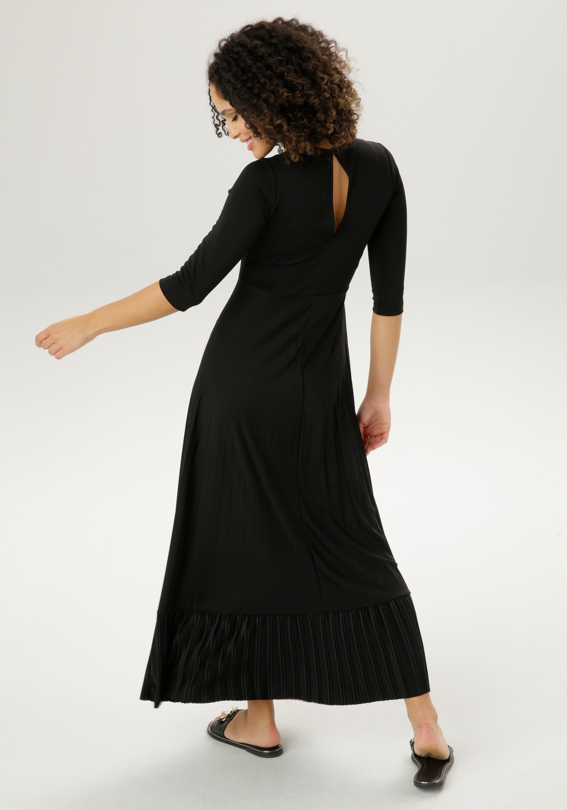 Aniston CASUAL Maxikleid, Rockteil mit Volant aus Plissee