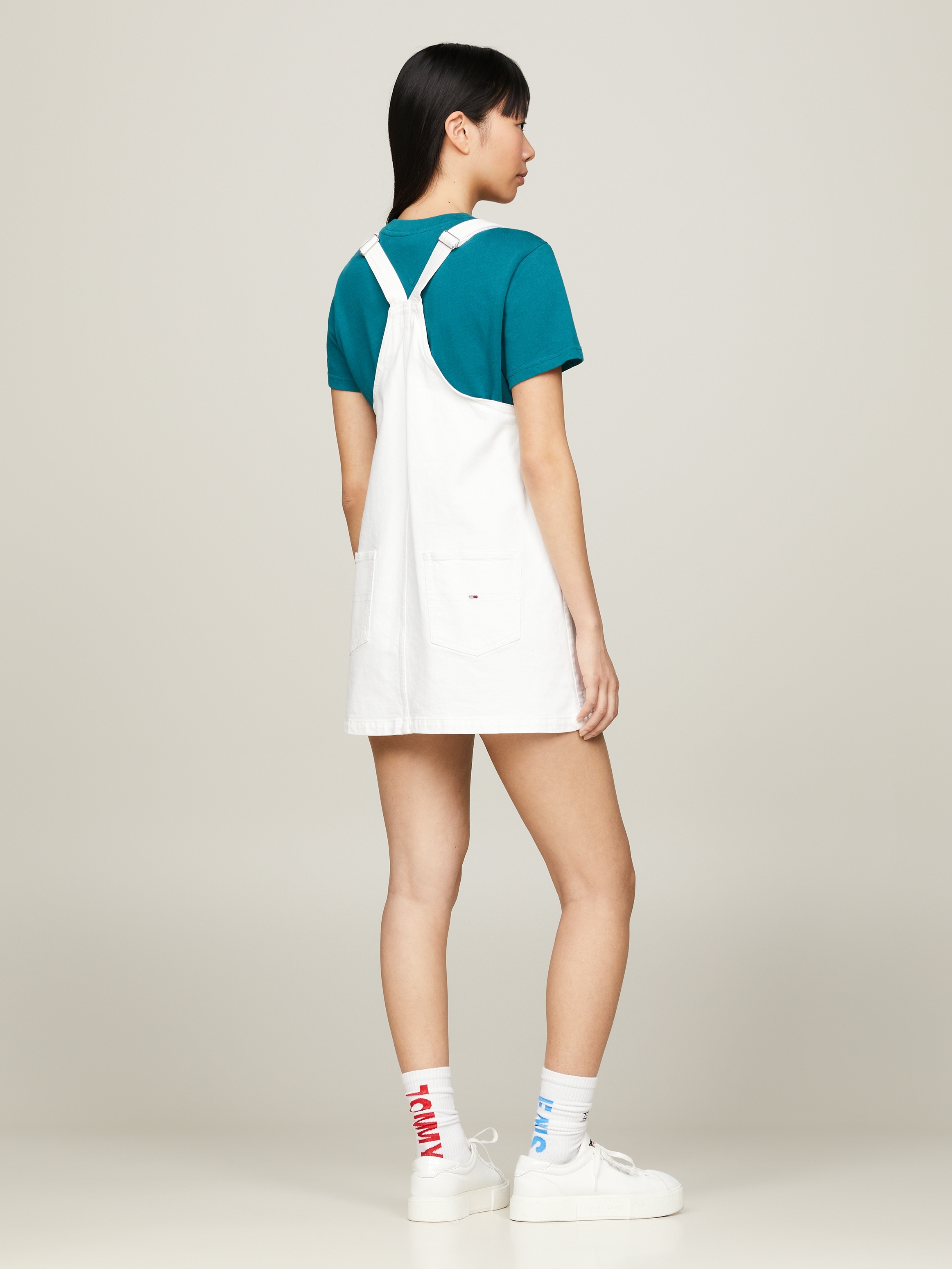 Tommy Jeans Jeanskleid »PINAFORE DRESS BH6193«, mit Taschen