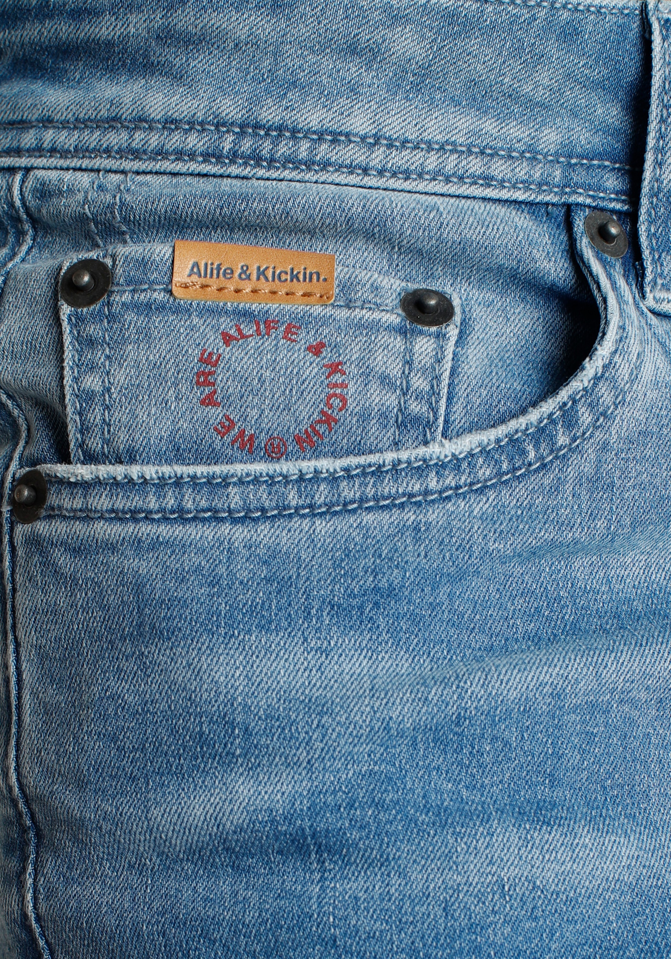 7. Bild von Alife & Kickin Shorts »NeilAK«, Ökologische, wassersparende Produktion durch Ozon Wash