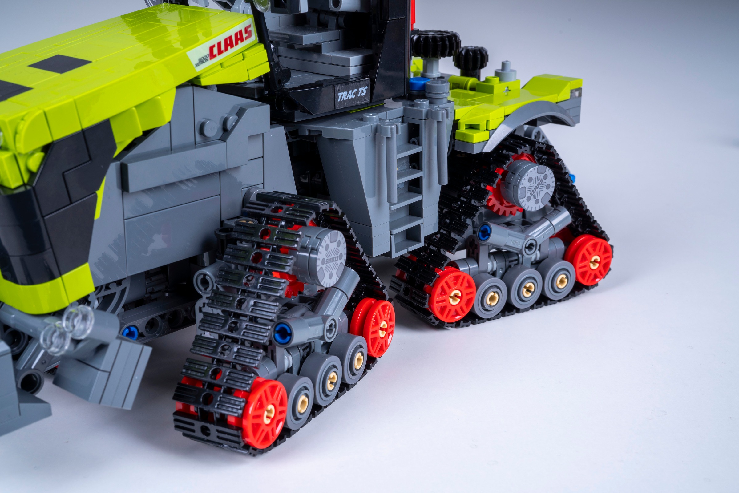 Jamara Konstruktions-Spielset »CaDA, Bricks, Claas Xerion 5000 Trac TS (402856)«, (1336 St.)