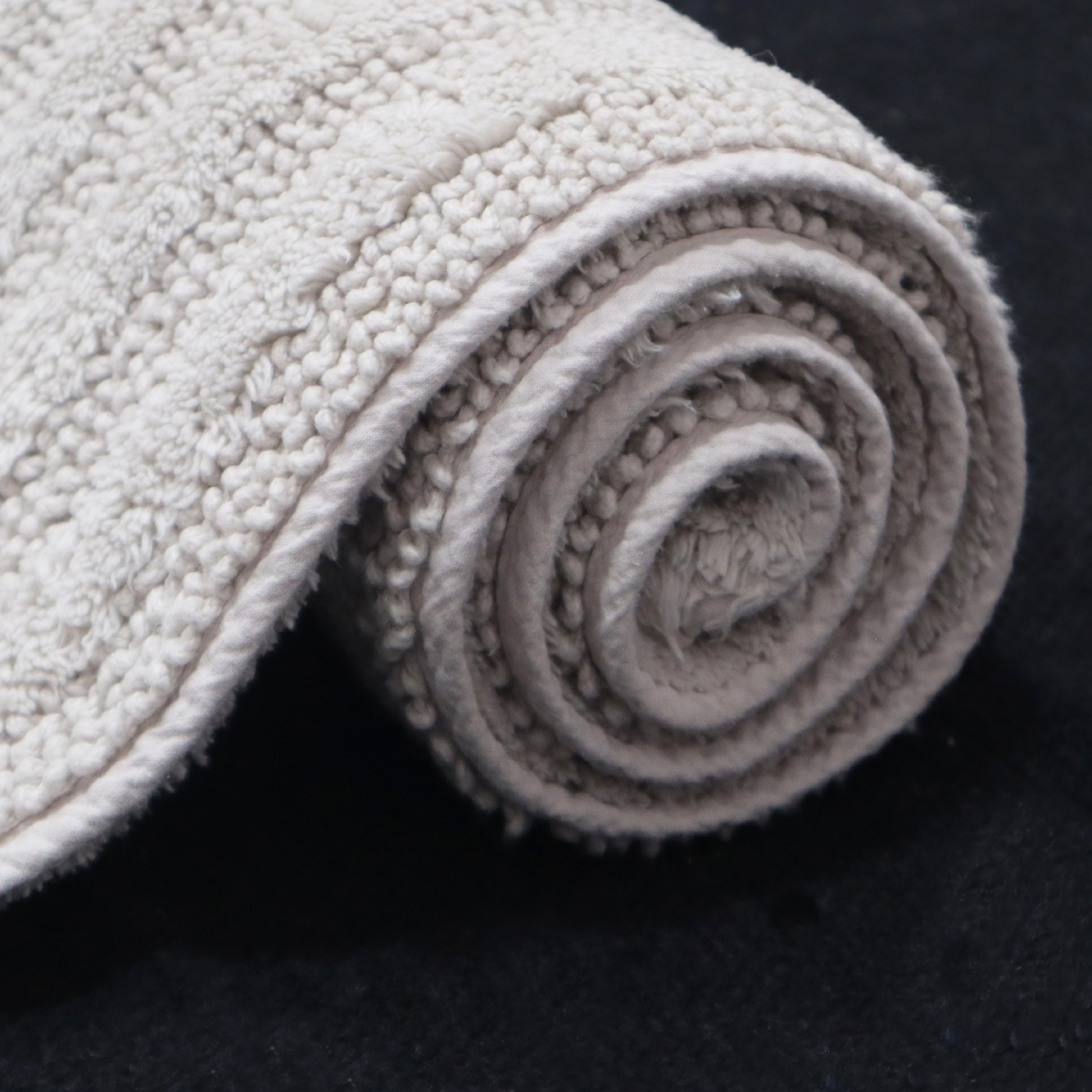 my home Badematte »Inga, Rahmen, Badvorleger, Badezimmer Teppich«, beidseitig nutzbar-fußbodenheizungsgeeignet-strapazierfähig, 100% Baumwolle, Hoch-Tief-Effekt, weich, trocknergeeignet