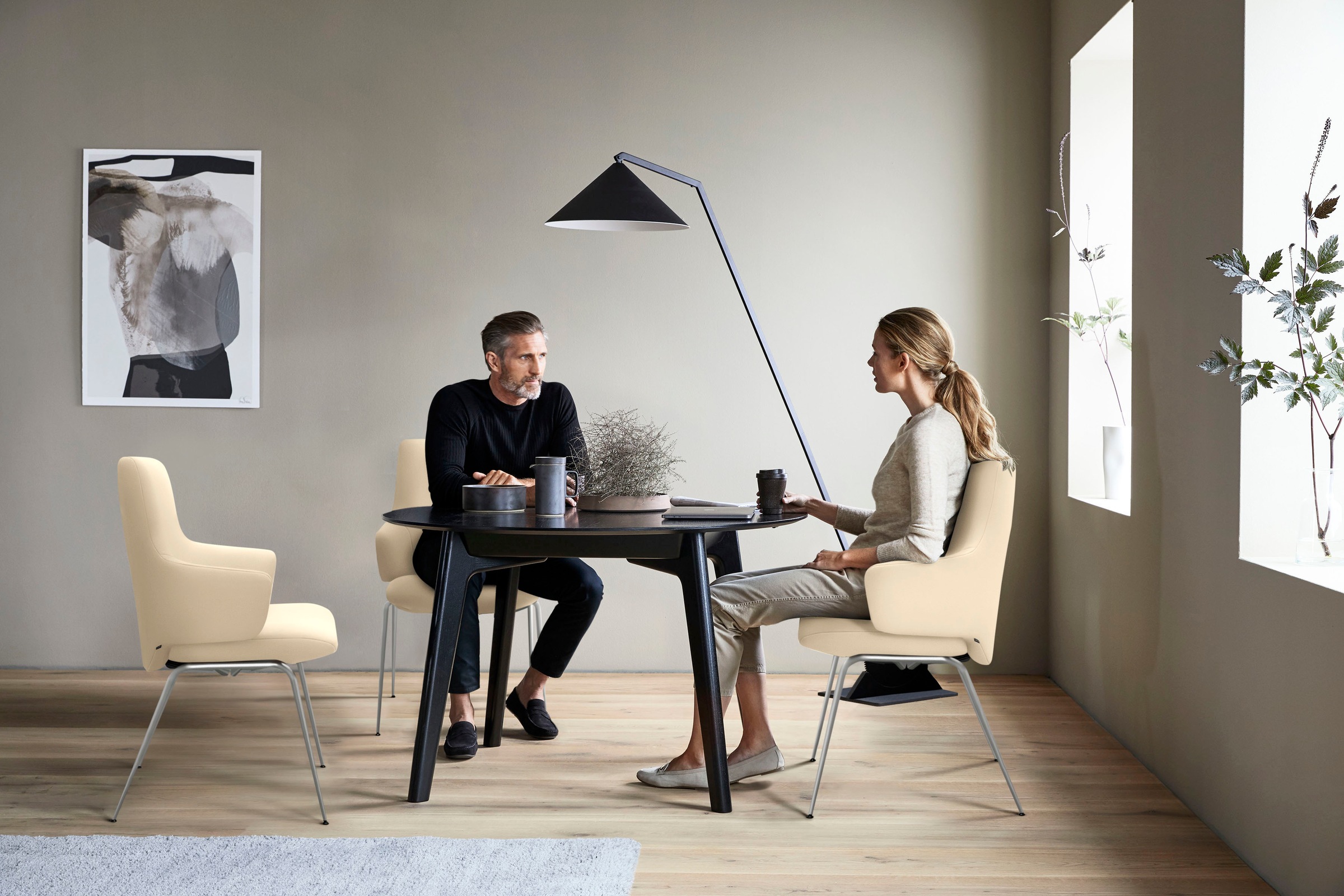 Stressless® Polsterstuhl »Laurel«, Leder PALOMA, Low Back mit Armlehne, Größe L, mit Beinen aus Stahl in Schwarz matt