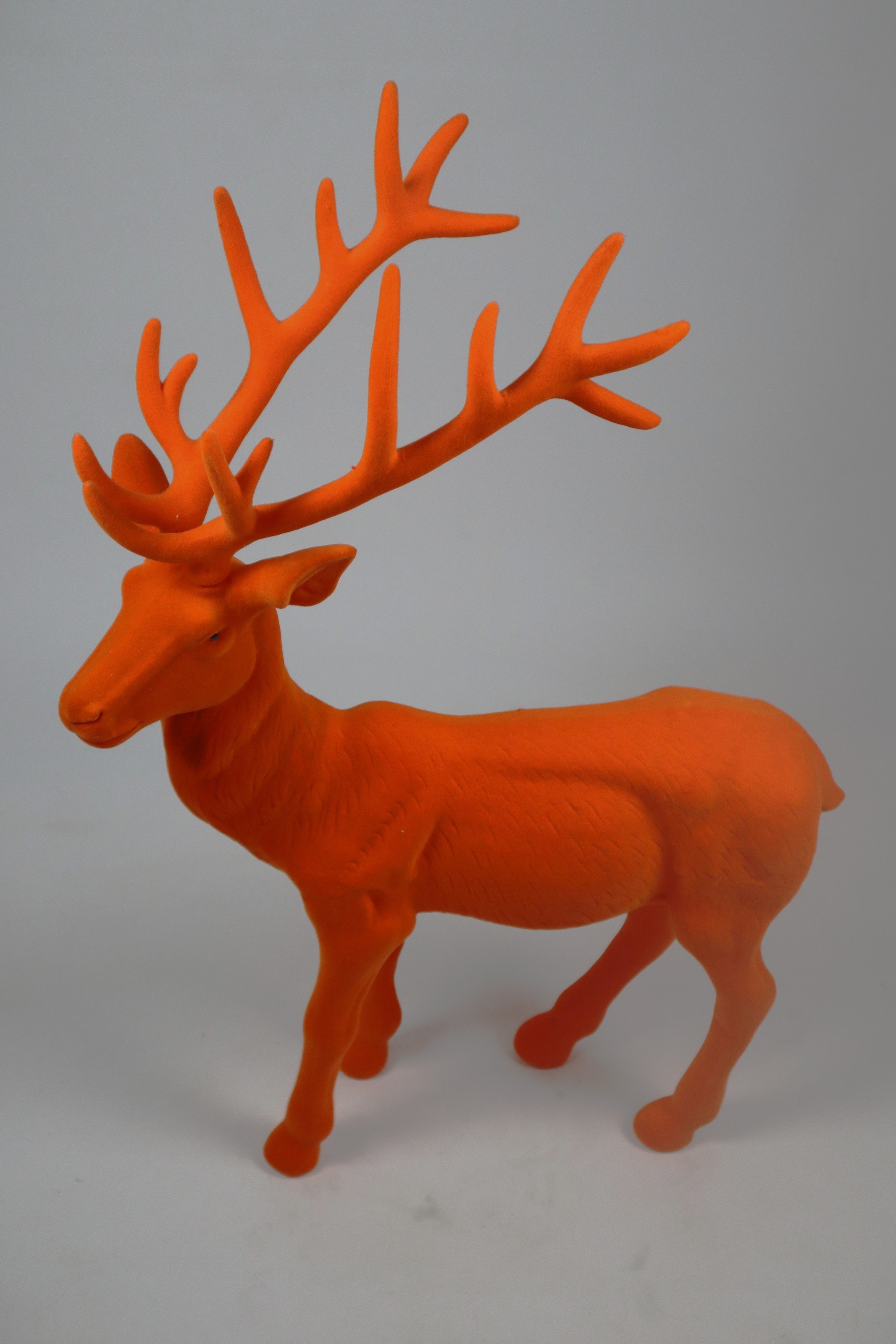 AM Design Weihnachtsfigur »Rentier stehend mit samtweichem Flock« aus Kunststoff, Höhe 76 cm, in verschiedenen Farben