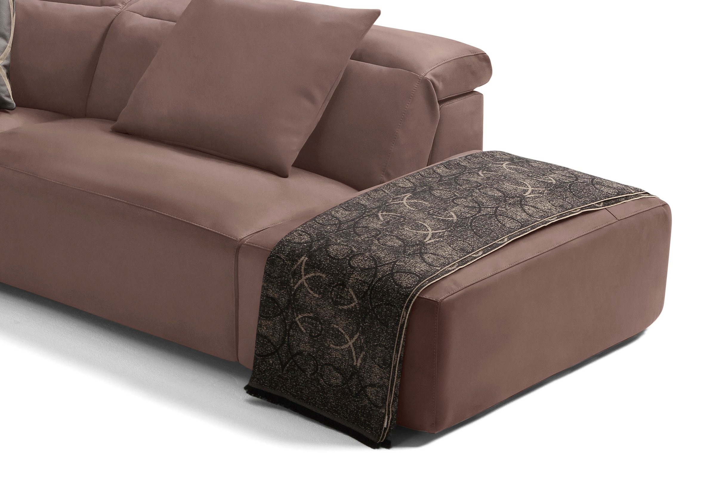 Egoitaliano Ecksofa »Beverly, extravangantes Designsofa mit erstklassigem S günstig online kaufen