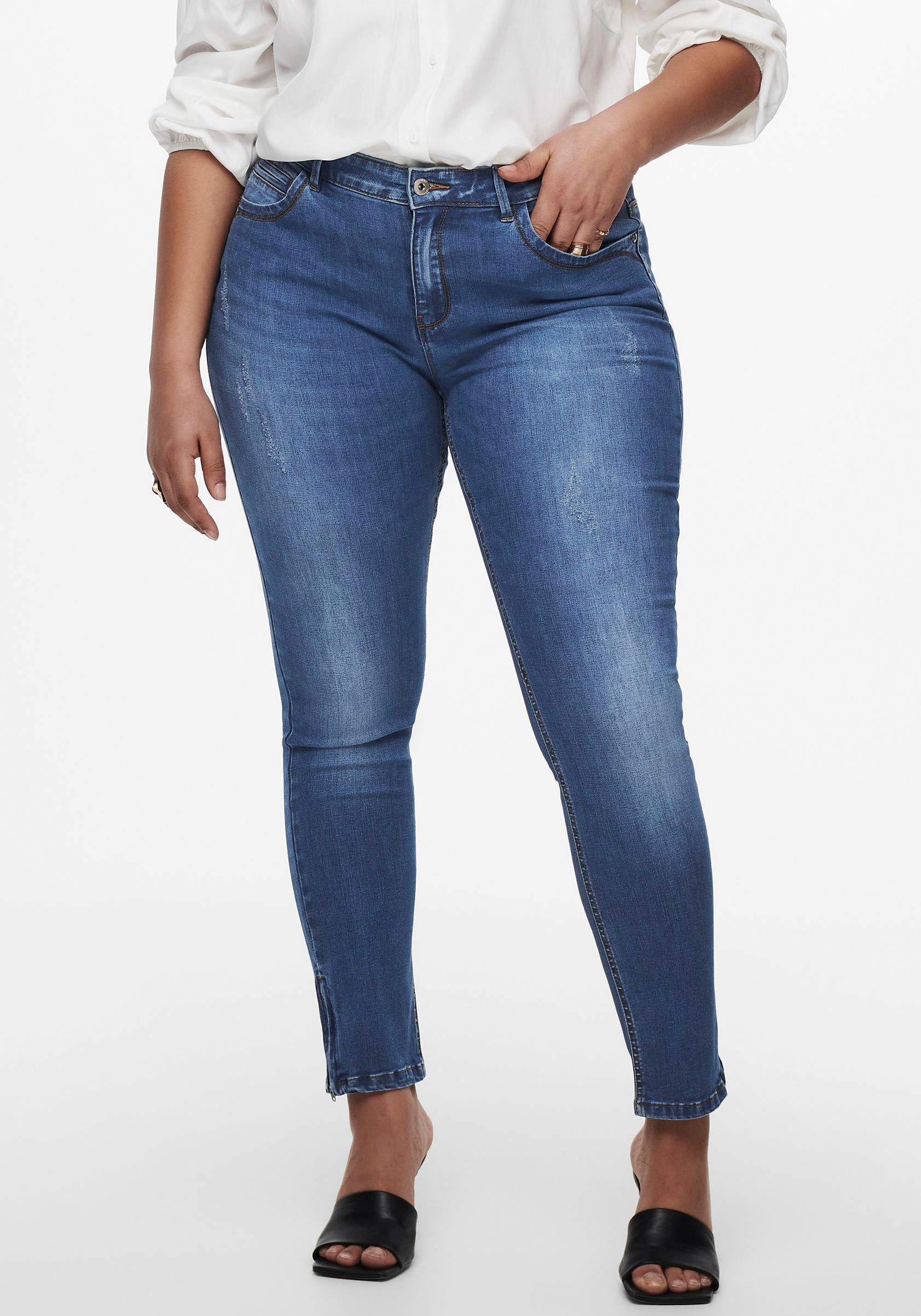 ONLY CARMAKOMA Skinny-fit-Jeans »CARKARLA REG SK ANKLE ZIP JNS«, mit Reißverschluss am Beinabschluss