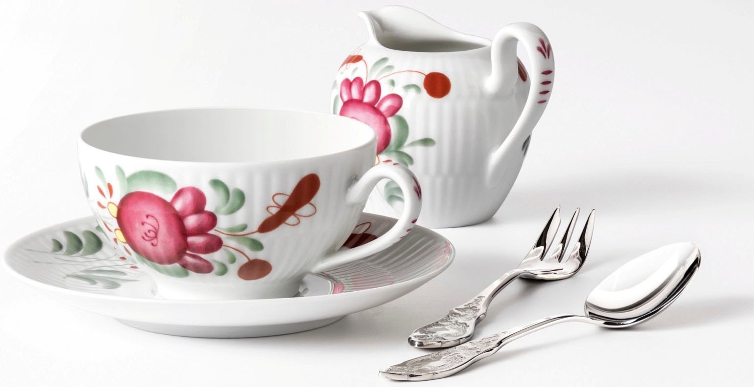 Seltmann Weiden Teeservice »Geschirr-Set, 18 Teile, Amina Ostfiesenrose, groß«, (Set, 18 tlg., 6x Teeobertasse, 6x Teeuntertasse, 6x Früstücksteller), Stäbchenrelief, die Ostfriesenrose, Blütenmotiv