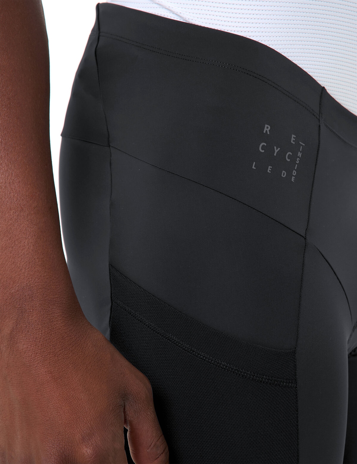 VAUDE Fahrradhose »Men's Kuro Tights II«  sportliche Passform, für Radsport, schnell trocknendes Material