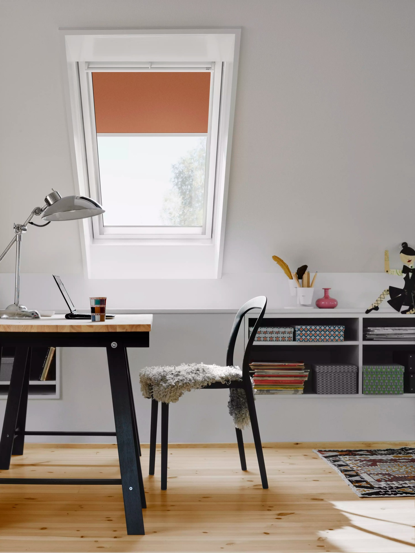 VELUX Verdunklungsrollo »DKL 4564S, Farbe: orange«, verdunkelnd, ohne Bohren, in Führungsschienen, alufarbene Führungsschienen & Griffleiste