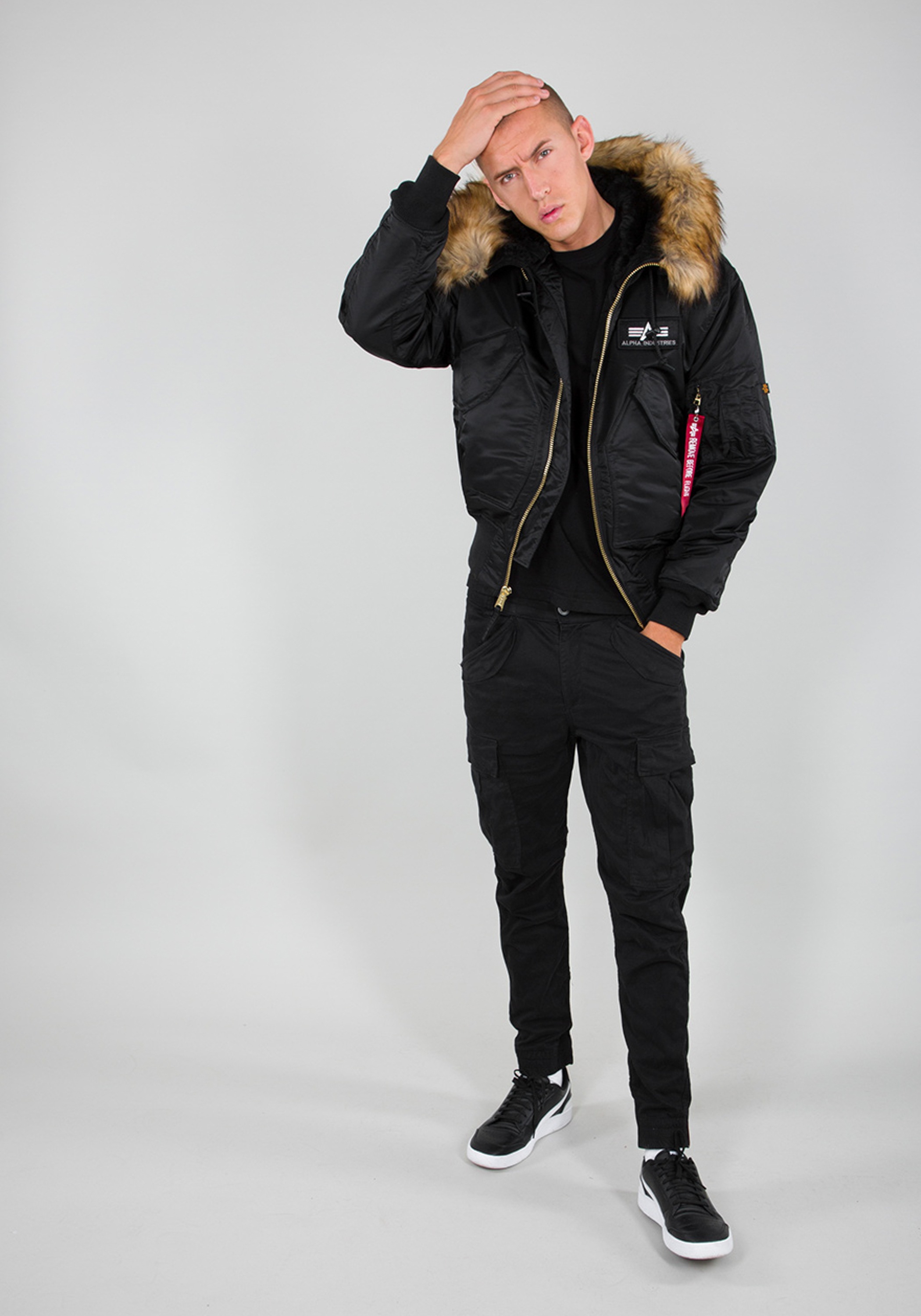 Alpha Industries Winterjacke »Alpha Industries Men - Bomber Jackets 45/P Hooded«