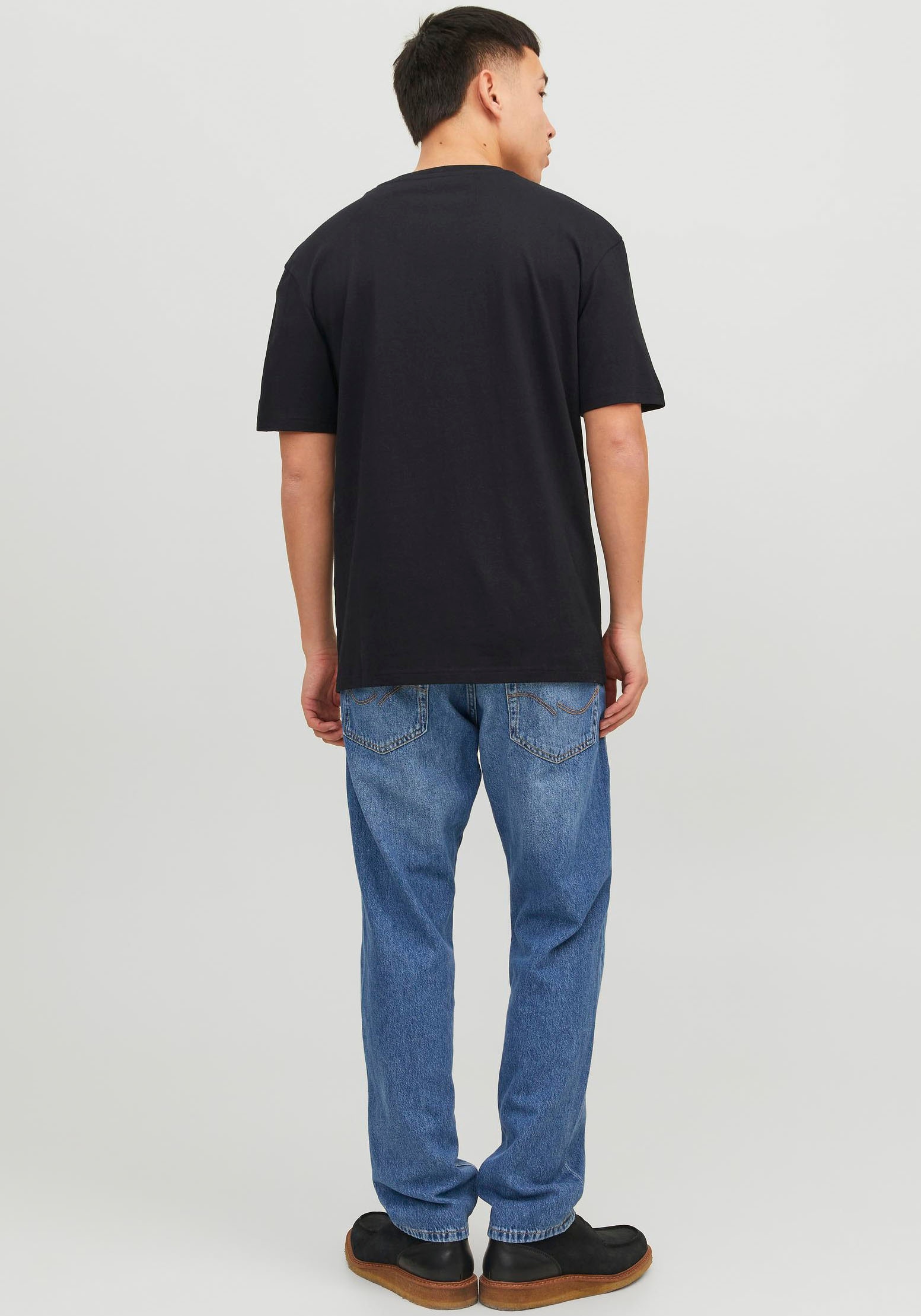 Jack & Jones Rundhalsshirt »JJESTAR JJ TEE SS NOOS«, mit Logo Schriftzug
