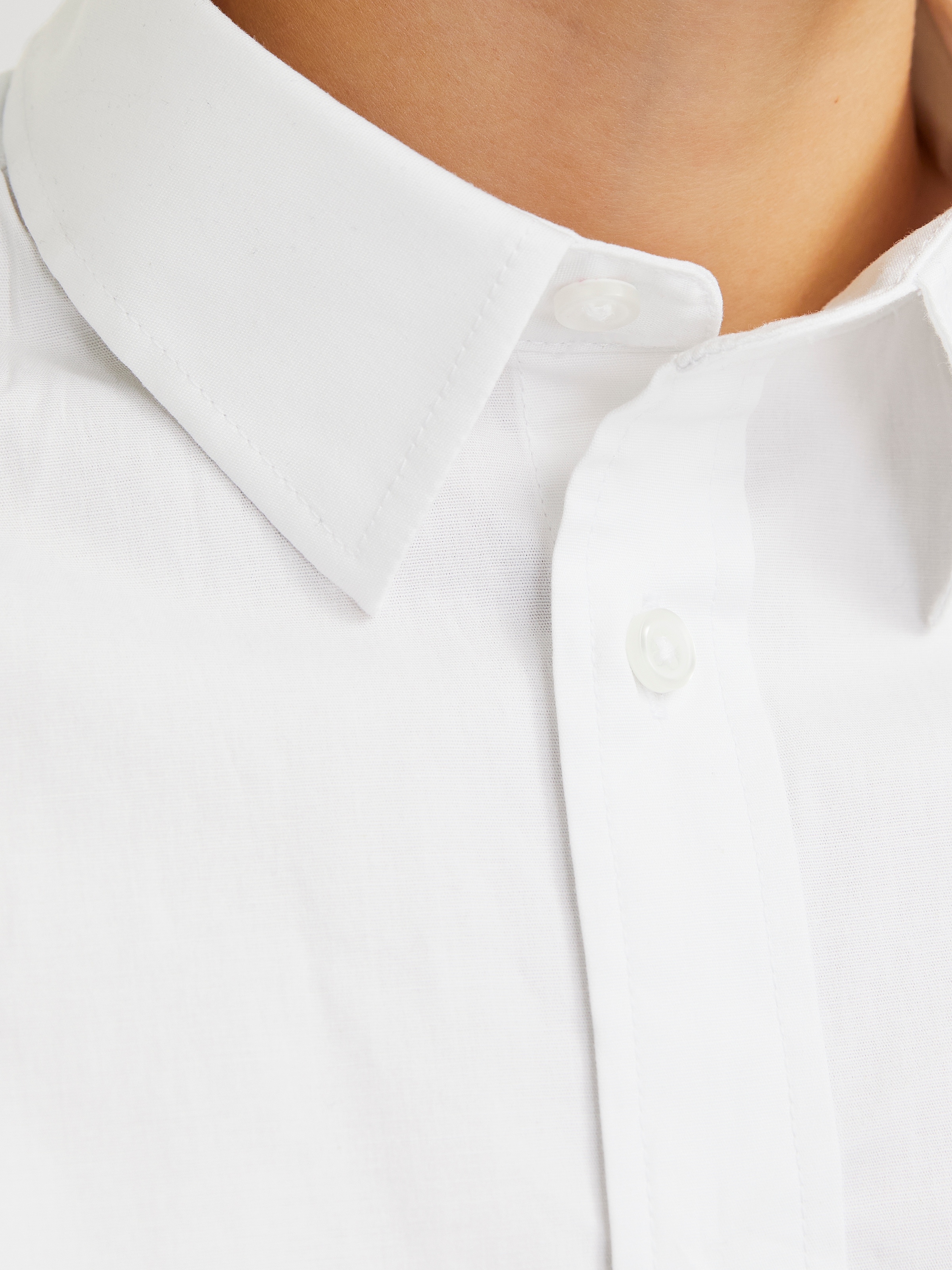 Jack & Jones Junior Langarmhemd »JJEAXEL elastisch und einfach kombinierbar« unifarben, modisch, regular fit, Web, Hemdkragen