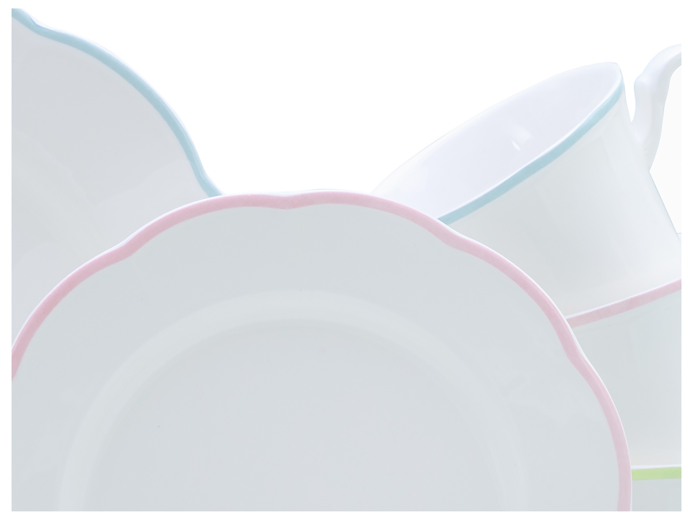 CreaTable Kombiservice »Florine Bunt, Service 16-tlg.« Elegant, Klassische Form, Zart gewellte Ränder