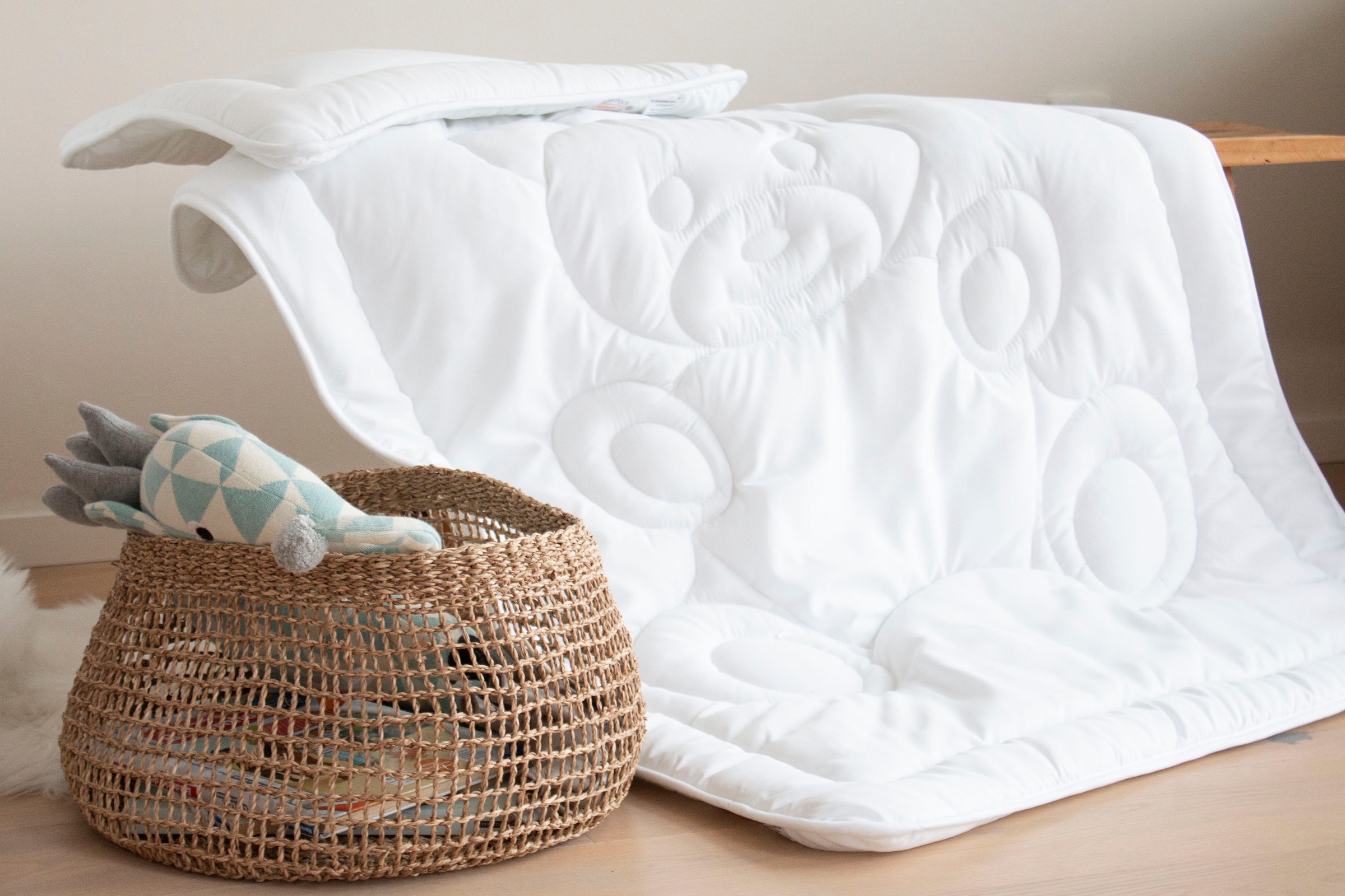 Jekatex Kinderbettdecke + Kopfkissen »Bärchen«, (Set), kuscheliges Bettdecken-Set für ihr Kind!
