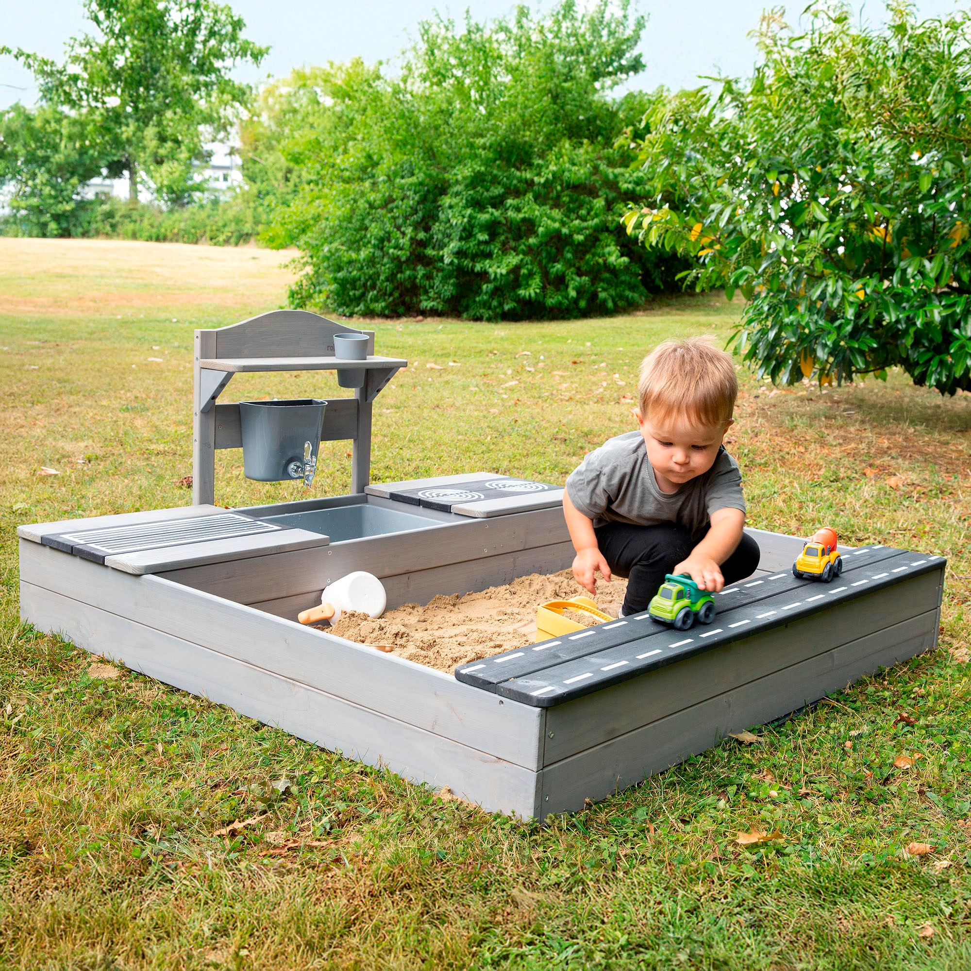 roba® Sandkasten »117 x 118 x 54 cm, mit Matschküche, grau«