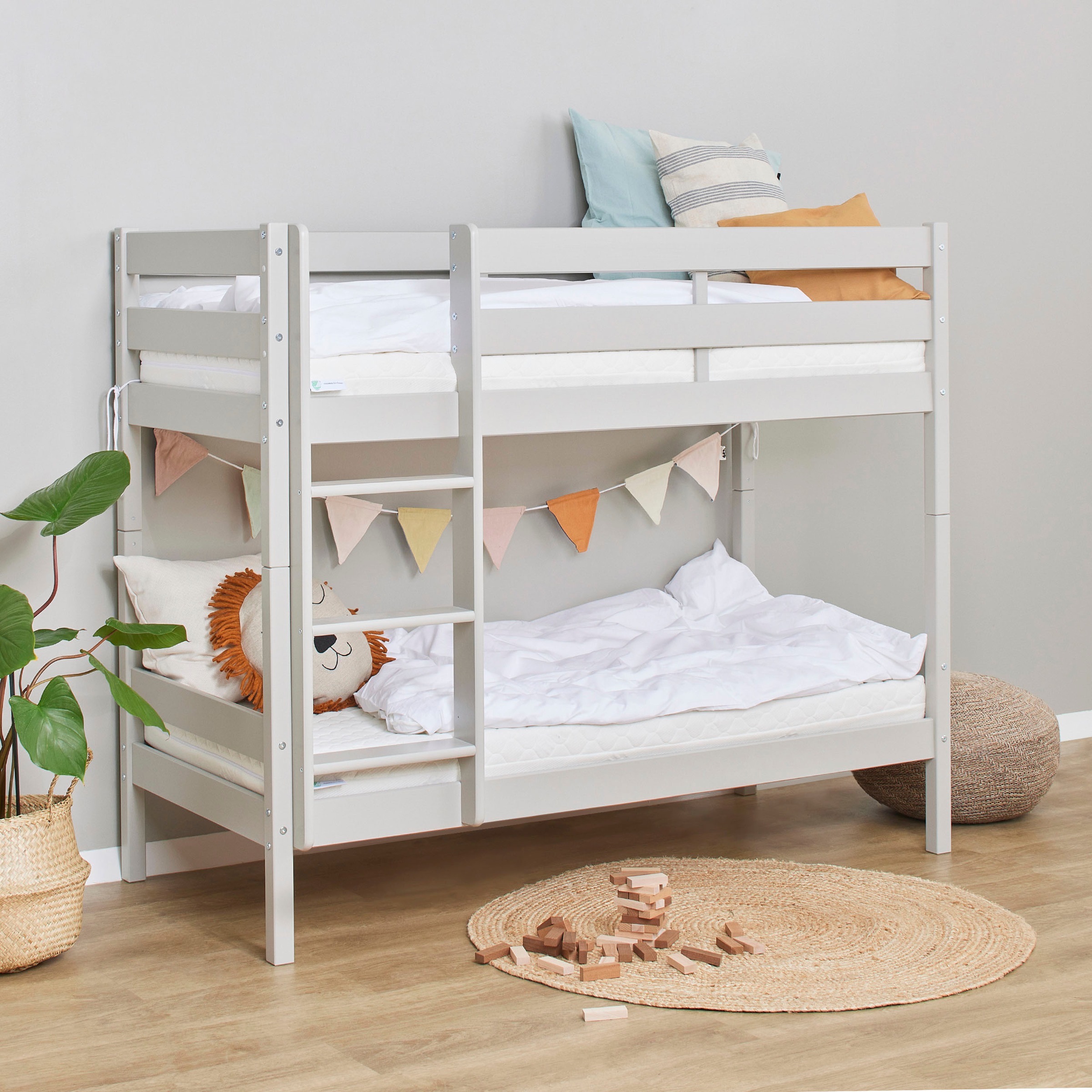 Hoppekids Etagenbett »ECO Comfort Kinderbett 90x200 oder 70x160 aus Massivholz in 4 Farben«, TÜV, FSC und Nordisches Umweltzeichen – wahlweise mit Matratzen