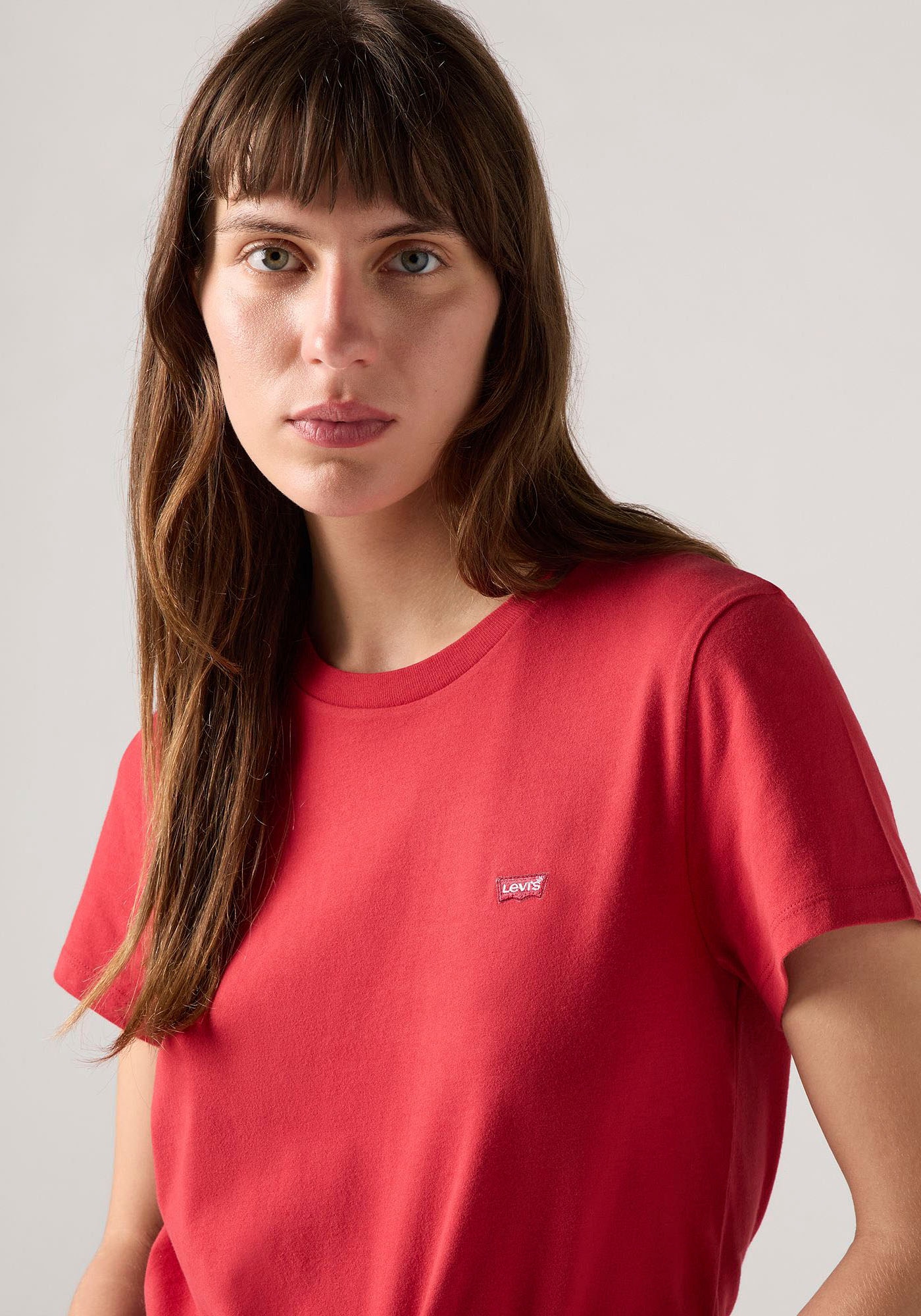 Levi's® T-Shirt »TEE Minilogo«, mit kleiner Logostickerei