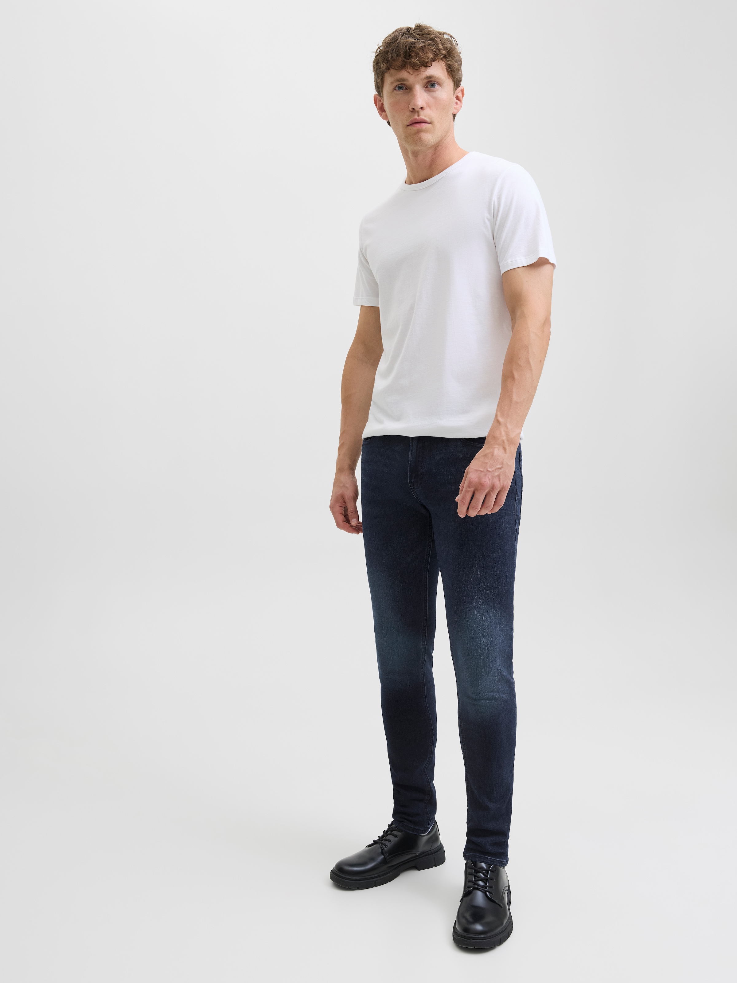 Jack & Jones Skinny-fit-Jeans »JJILIAM  Skinny Jeans mit Used-Waschung für schlanke Silhouette« Abriebeffekte, modisch, skinny fit, Baumwollmischung,