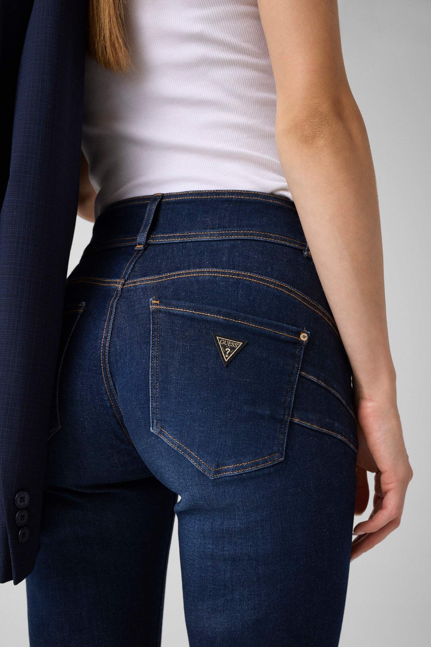 Guess Skinny-fit-Jeans »SHAPE UP« mit Abnähern, Baumwollmix