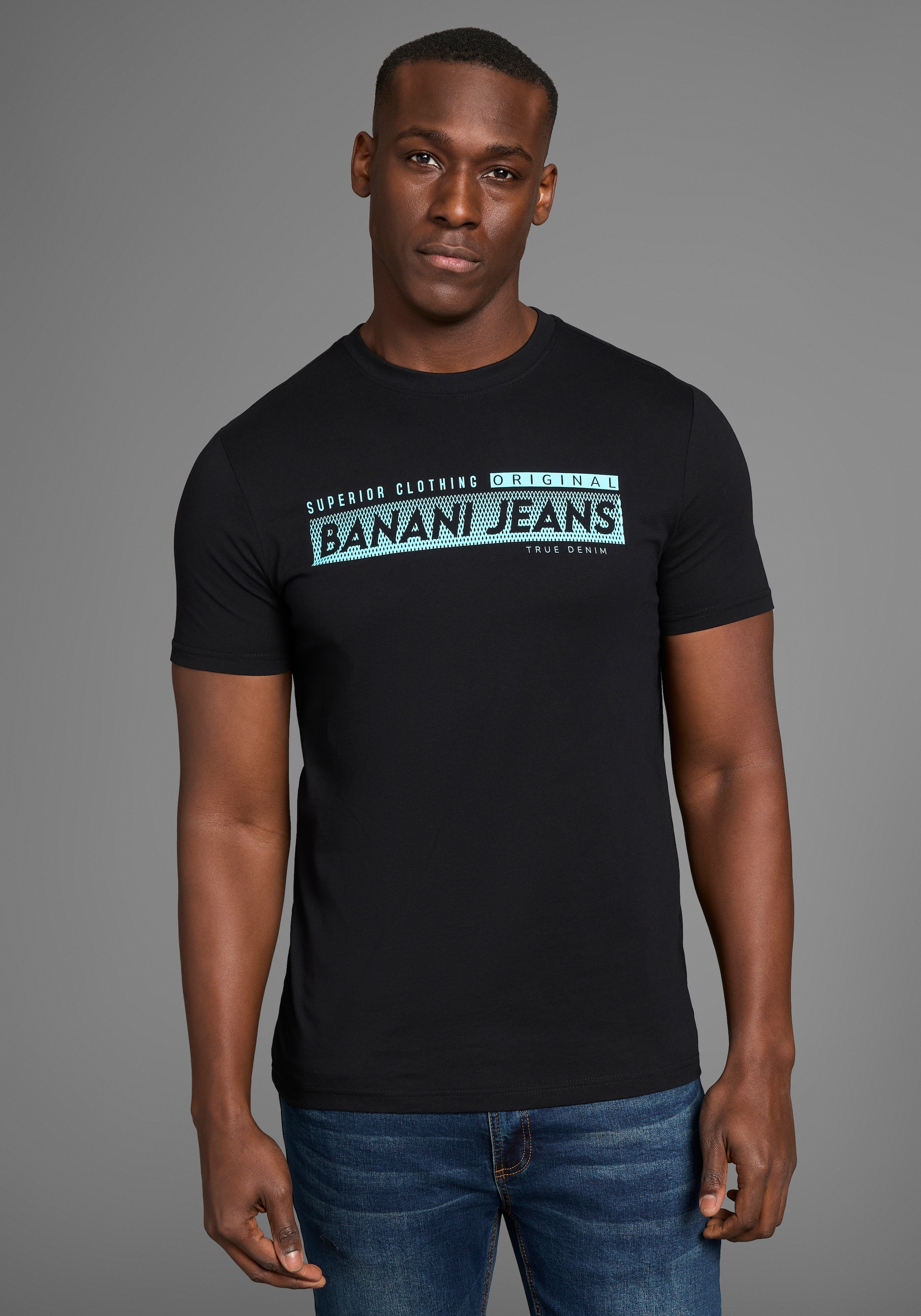 Bruno Banani T-Shirt, T-Shirt in schmaler Passform