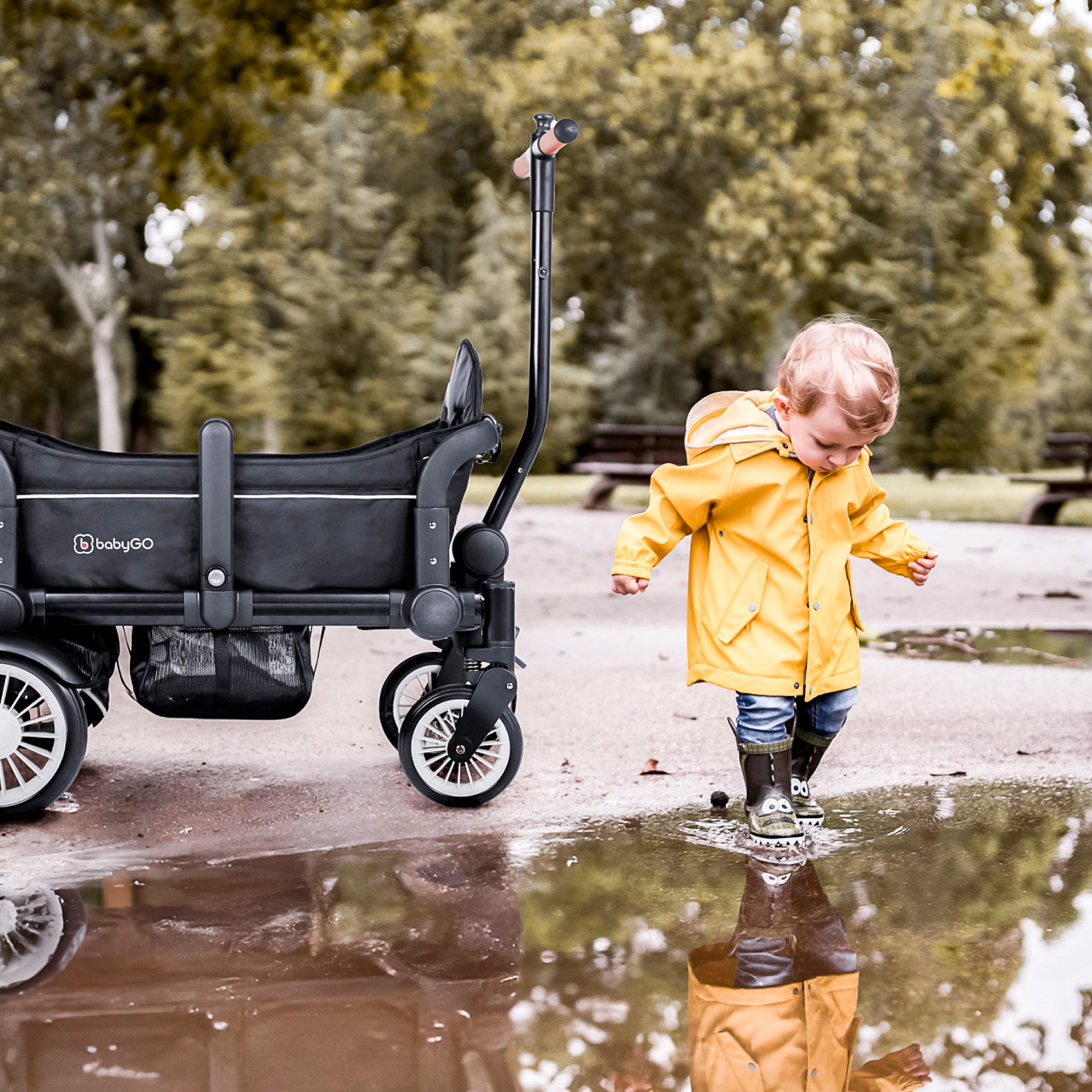 BabyGo Bollerwagen »Cozy Rider«, (Set, 7 tlg., inkl. 2x Sonnenschutz, Tisch, Moskito- u. Regenschutz, Flaschenhalter), klein zusammenfaltbar
