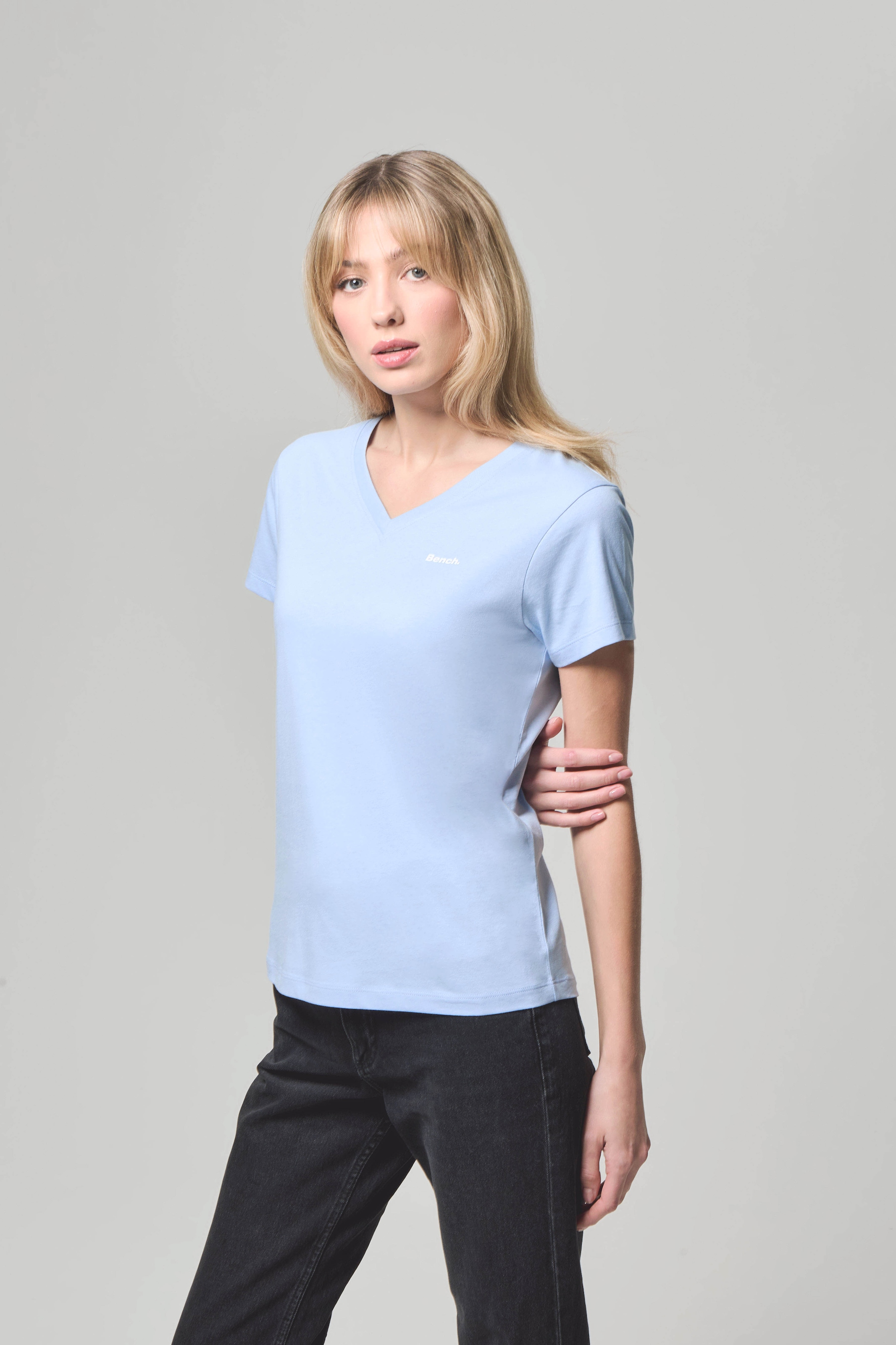 Bench. V-Shirt »BELLATRIX«