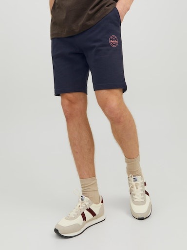 Bild von Jack & Jones Sweatshorts »JPSTSHARK SWEAT SHORTS AT SN«