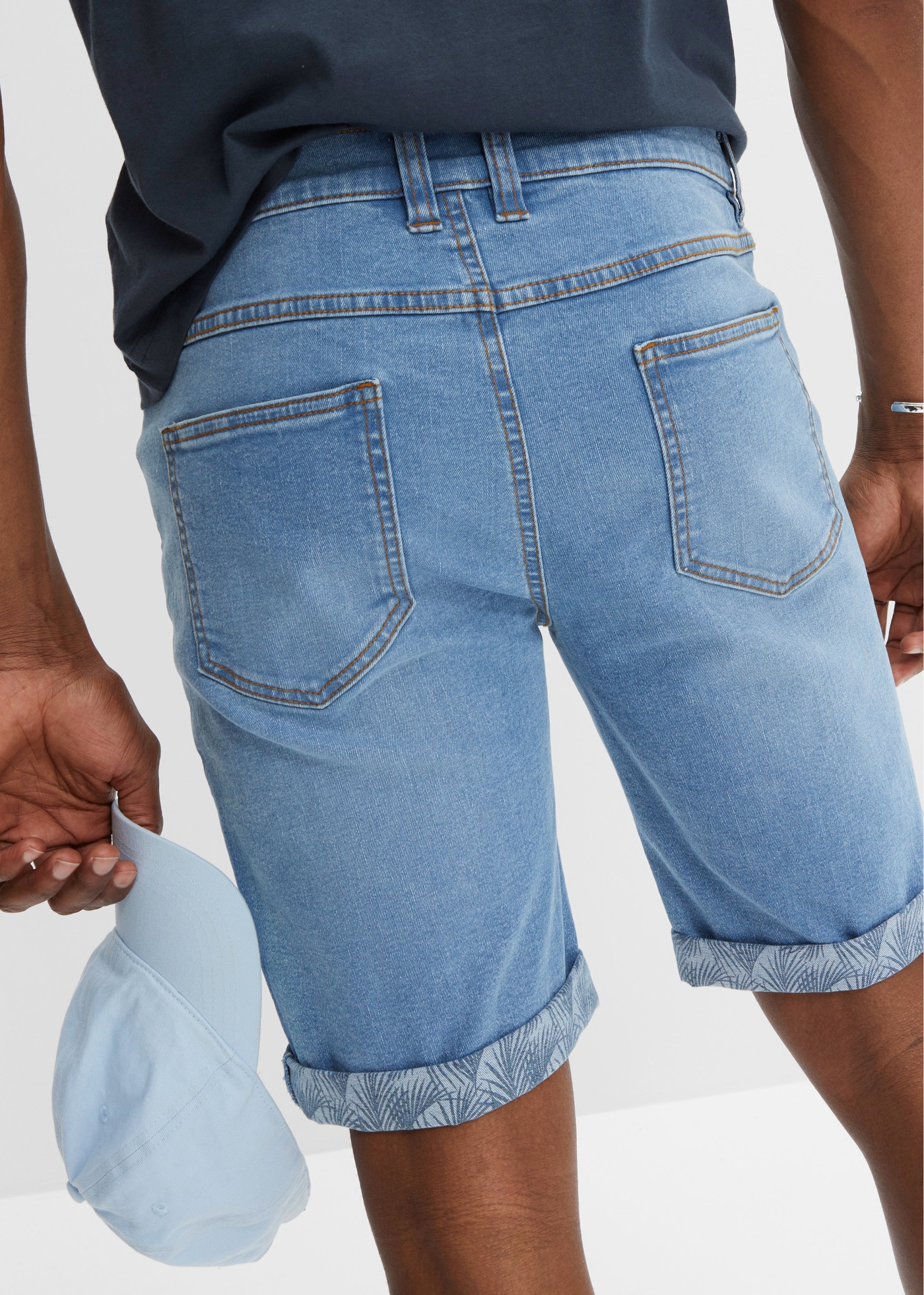bonprix Bermudas  aus Baumwolle und Elasthan, mit Stretch-Material, reguläre Passform