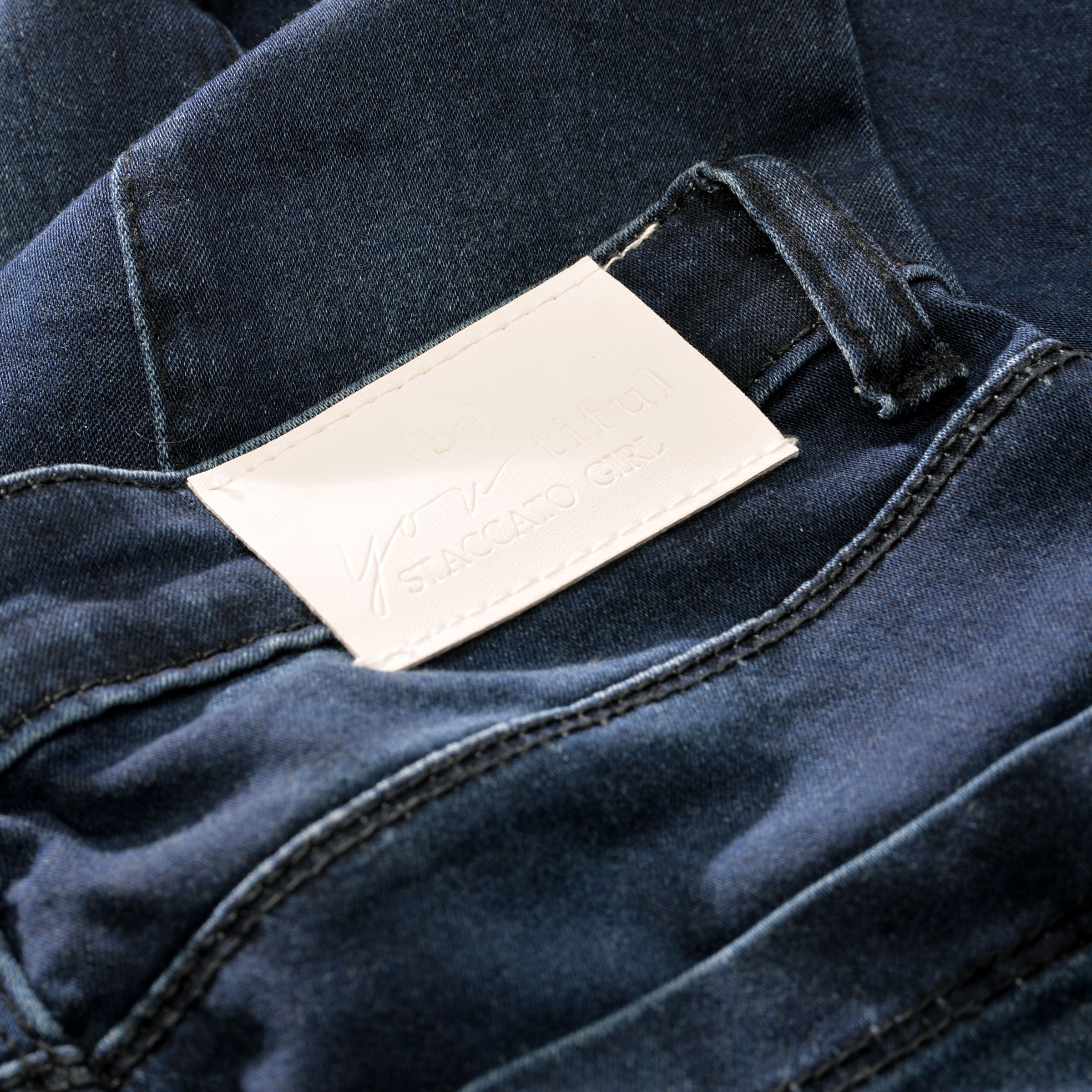 STACCATO 5-Pocket-Jeans »LISA«, Big Fit