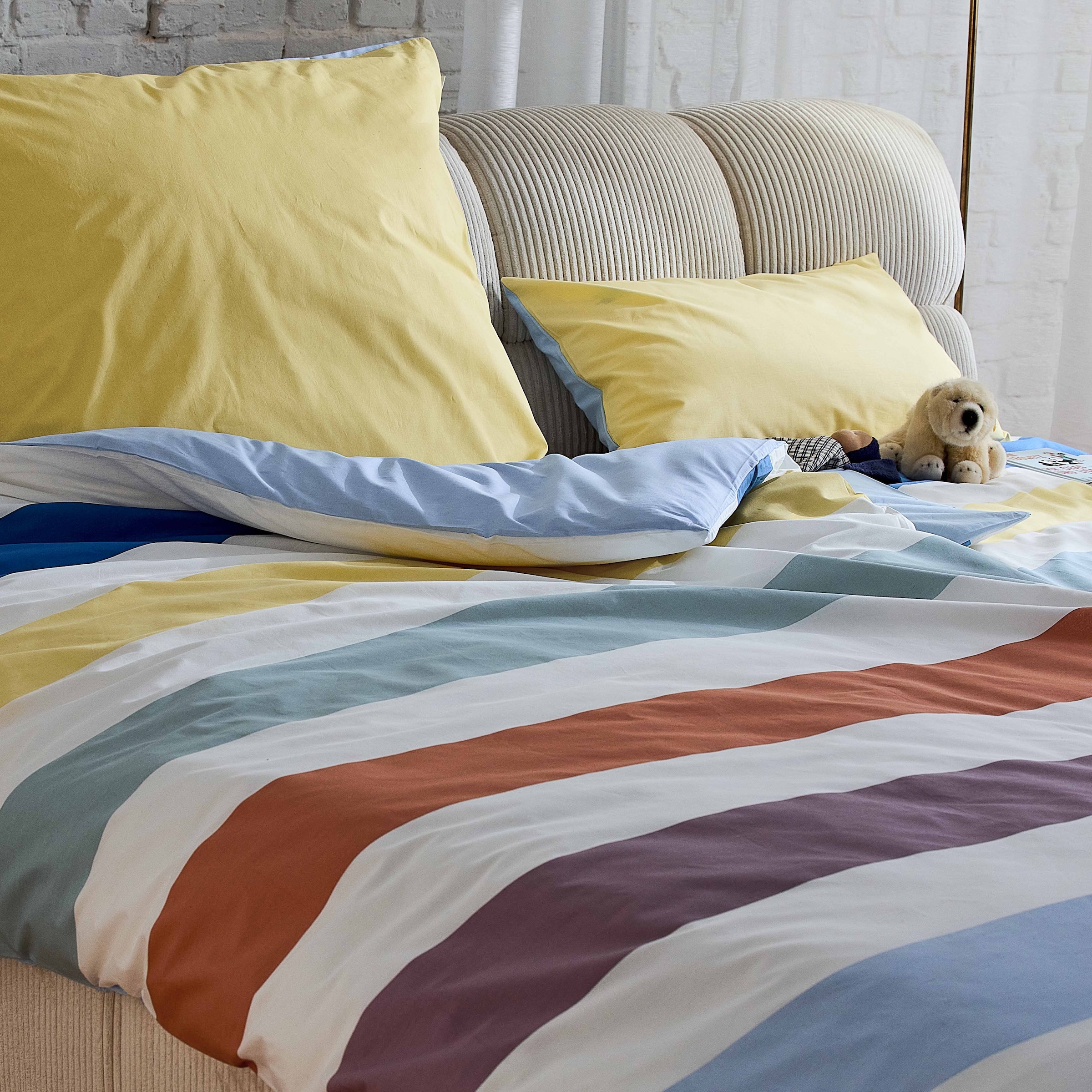 TOM TAILOR HOME Bettwäsche »COLORED STRIPES in Gr. 135x200cm, 155x220cm, 200x220cm oder 100x135cm«, new bedroom, gewebtes Label