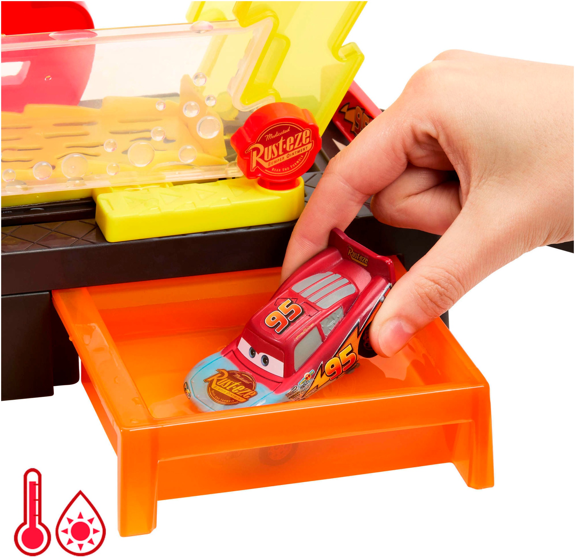Mattel® Spiel-Gebäude »Disney Pixar Cars Color Changers Lightning McQueen Autowaschanlage«, mit Farbwechsel des Fahrzeugs