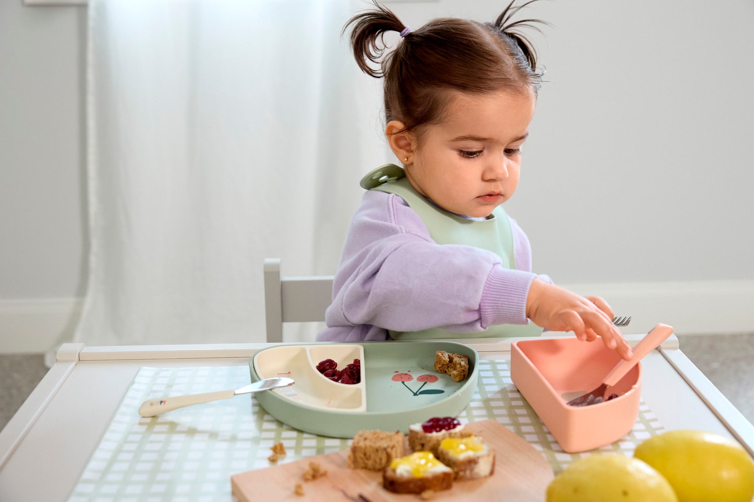 LÄSSIG Kindergeschirr-Set »Happy Fruits Kirsche, Silikon«