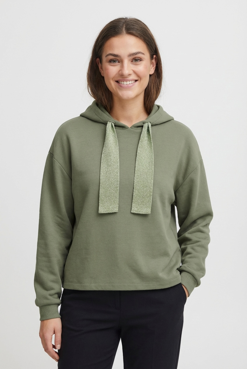 pieces Kapuzensweatshirt »PCCHILLI LS GLITTER HOODIE NOOS BC«, mit Kordelzug in Kontrastfarbe
