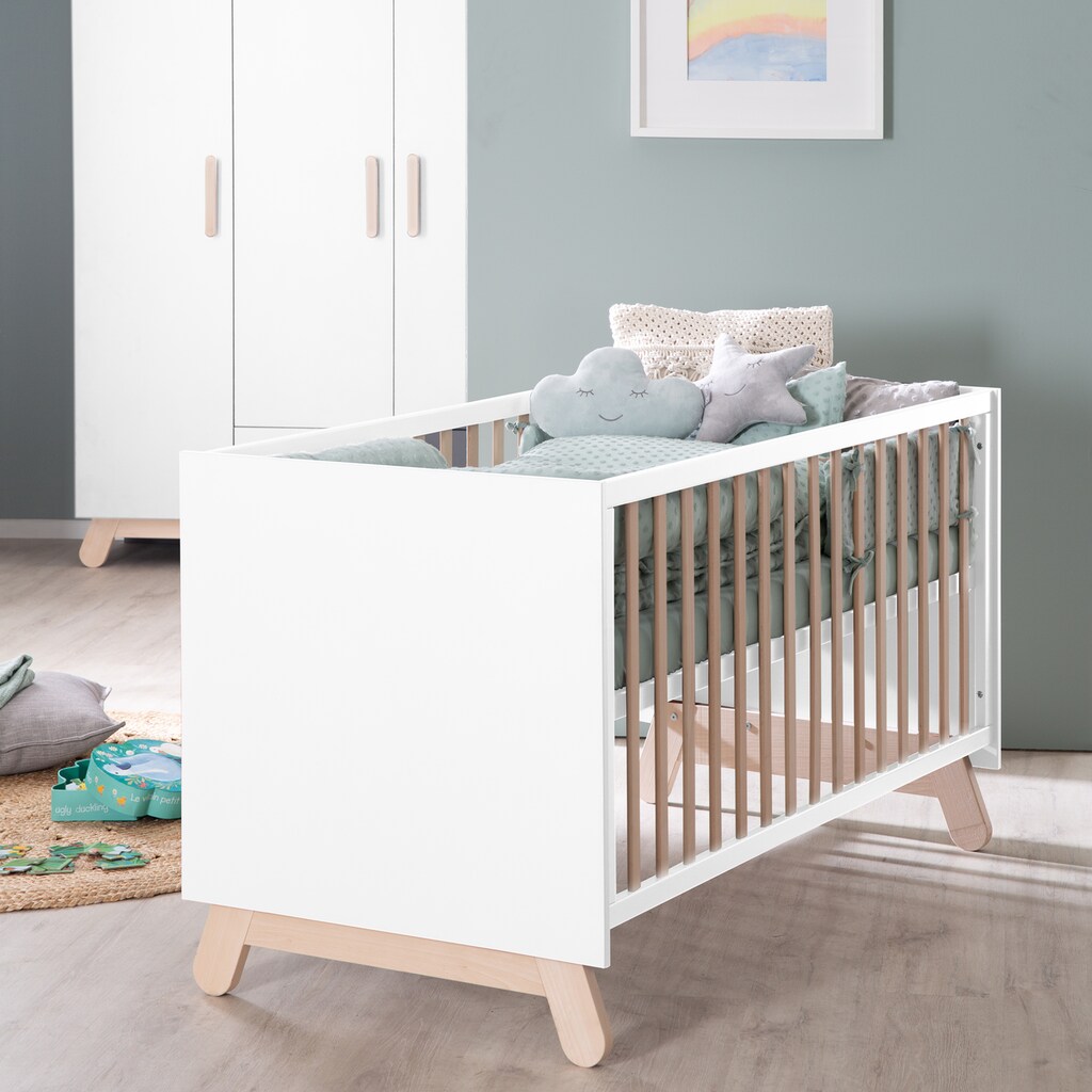 roba® Babyzimmer-Komplettset »Clara, Weiß«, (Set, 3 St., Kinderbett, Kleiderschrank, Wickelkommode), mit Kinderbett, Kleiderschrank & Wickelkommode; Made in Europe