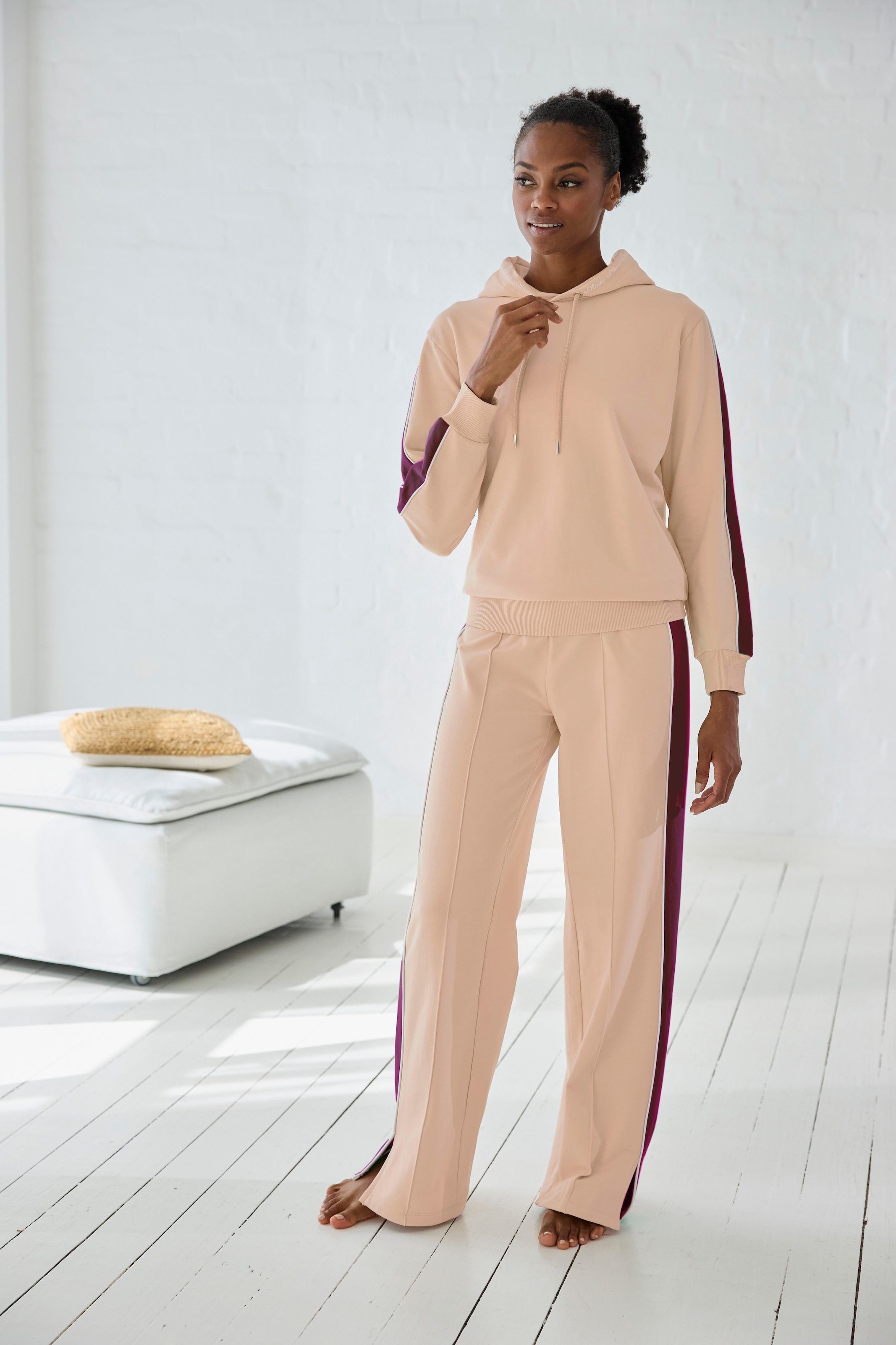 s.Oliver Hoodie, mit Kontrast Einsätzen, Loungewear