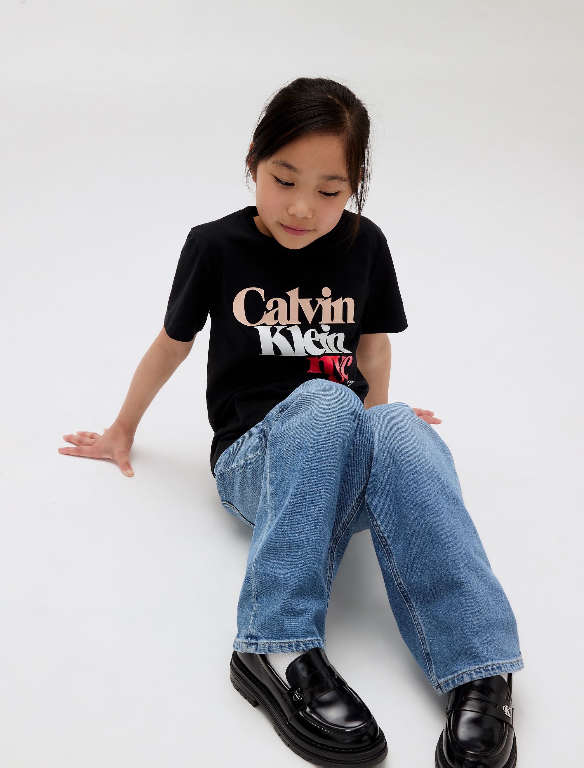 Calvin Klein Jeans T-Shirt »PEARL SIGNATURE NYC REGULAR TEE«, für Kinder bis 16 Jahre, mit großem Druck