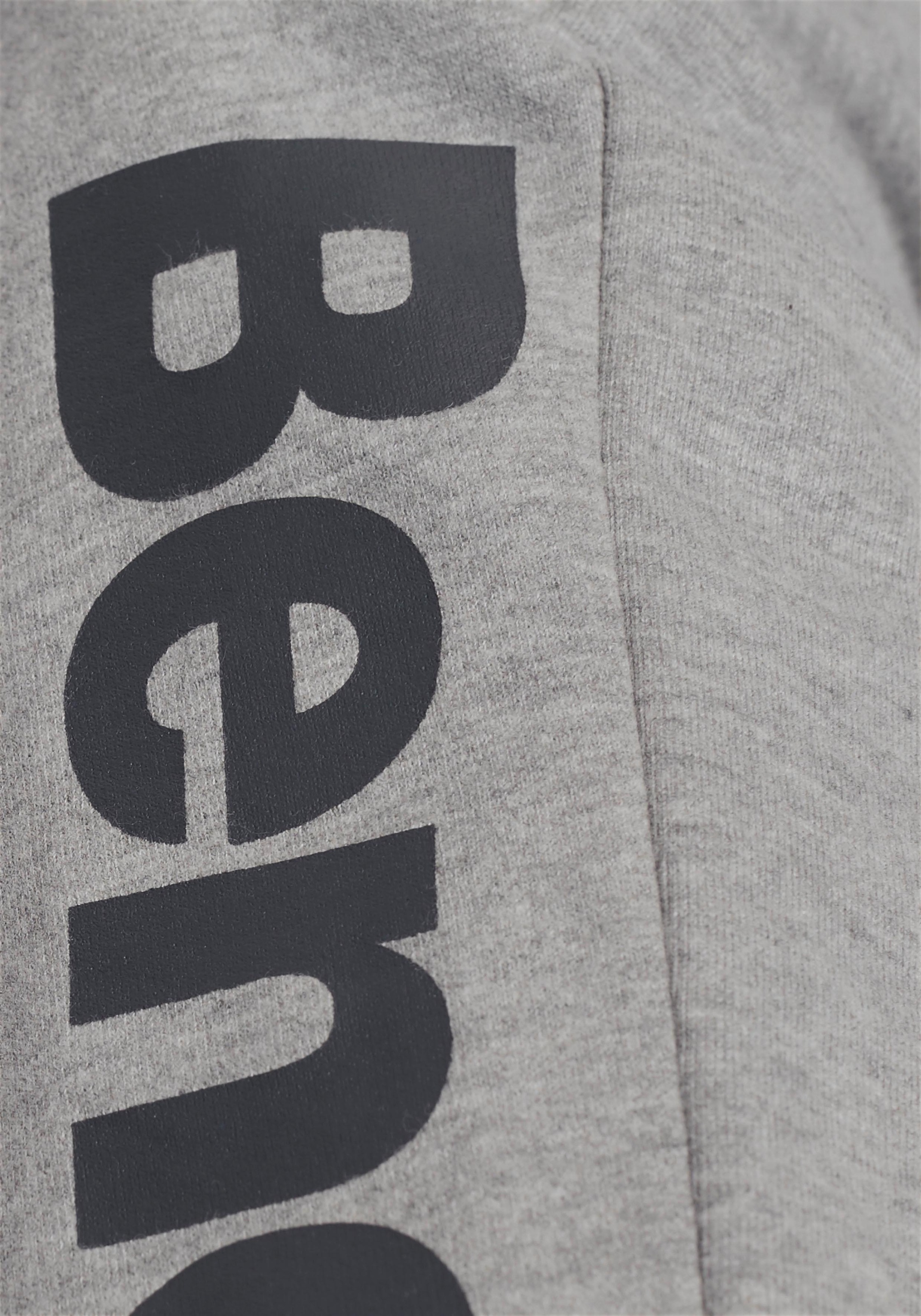 »Basic«, und Bench. online Sweathose großem Nahttaschen bestellen Logo-Druck mit