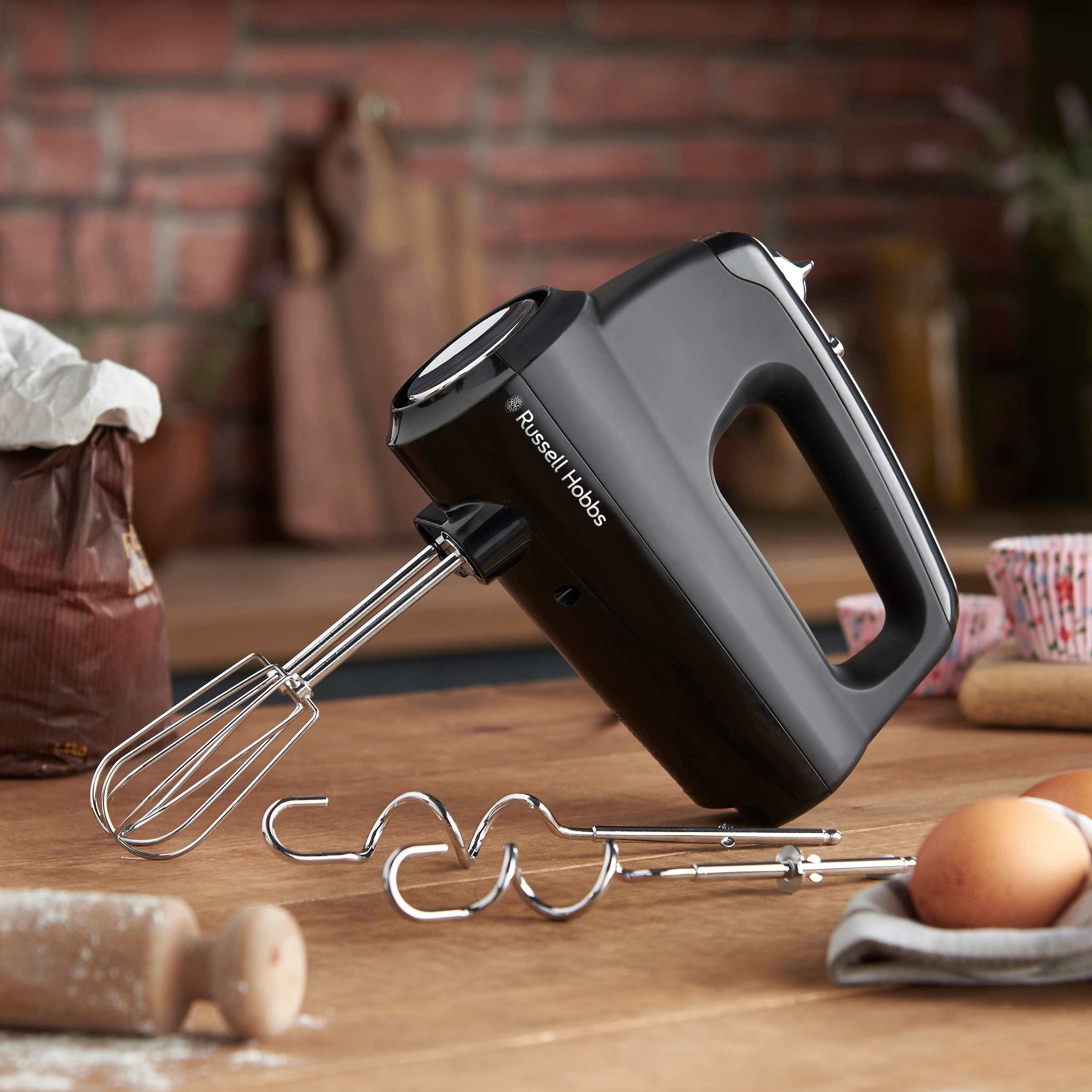 RUSSELL HOBBS Handmixer »Matte Black 24672-56«, 350 W, 5 Geschwindigkeitsst günstig online kaufen