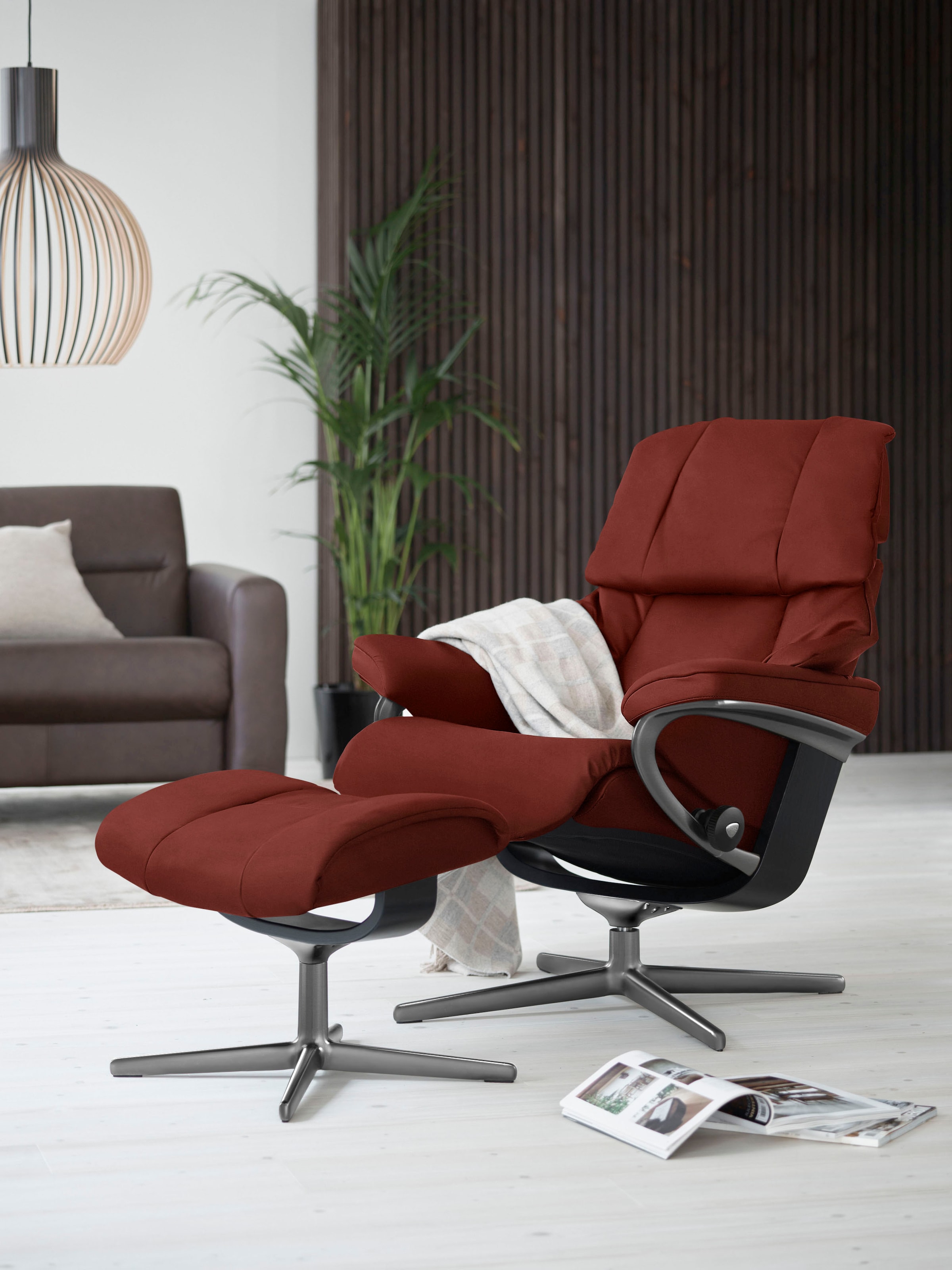 Stressless® Relaxsessel »Reno«, mit Cross Base, Größe S, M & L, Holzakzent günstig online kaufen