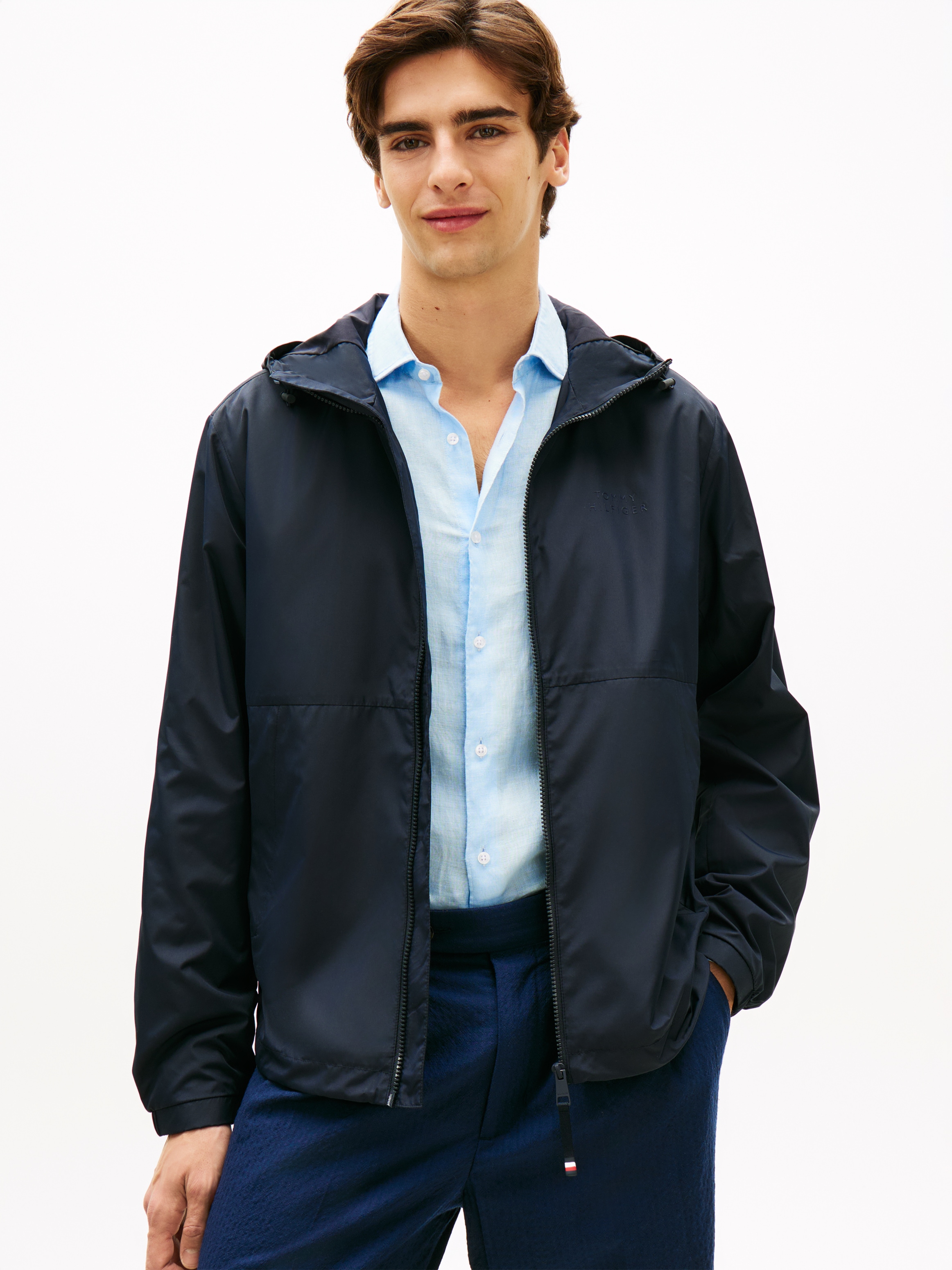 Tommy Hilfiger Allwetterjacke »BRANDED HOODED« mit Kapuze Windjacke Fahrradjacke Packable Regular fit mit Kapuze