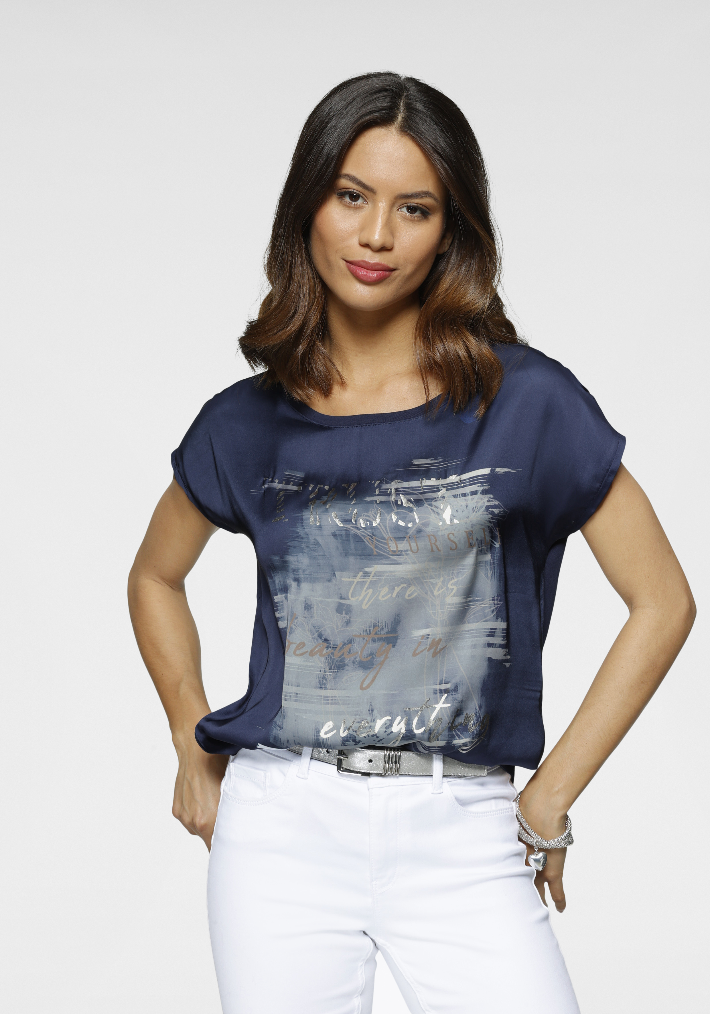 Shirtbluse, aus Satin mit dezentem Aufdruck - NEUE FARBEN