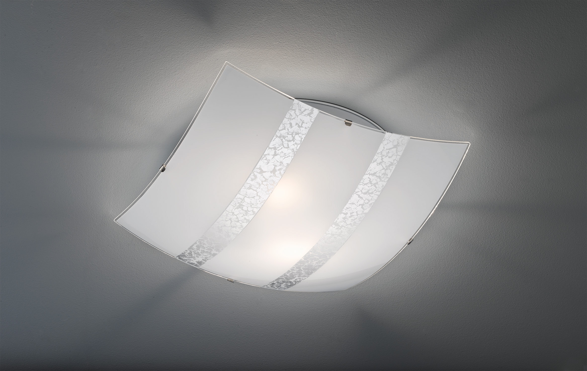 TRIO Leuchten Deckenleuchte »Nikosia«, 2 klassisches / Lichtakzente schöne flammig-flammig, mit Design Glas online durch kaufen Silberstreifen