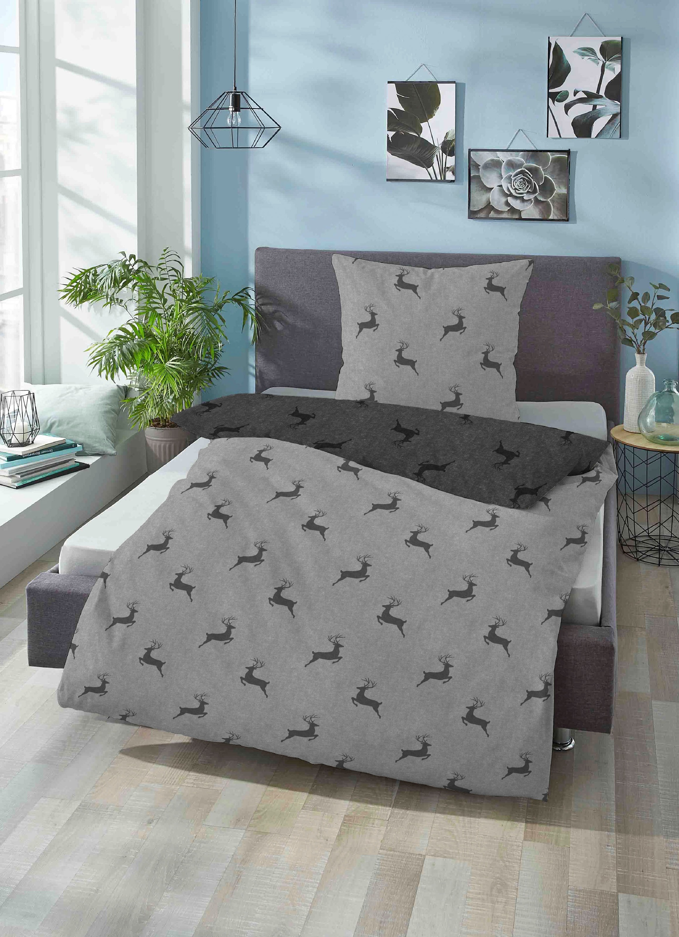 Biberna Wendebettwäsche »Cardo in Gr. 135x200 oder 155x220 cm«, Flanell kuschelig warm im Winter, Bettwäsche mit Hirschen, Weihnachten