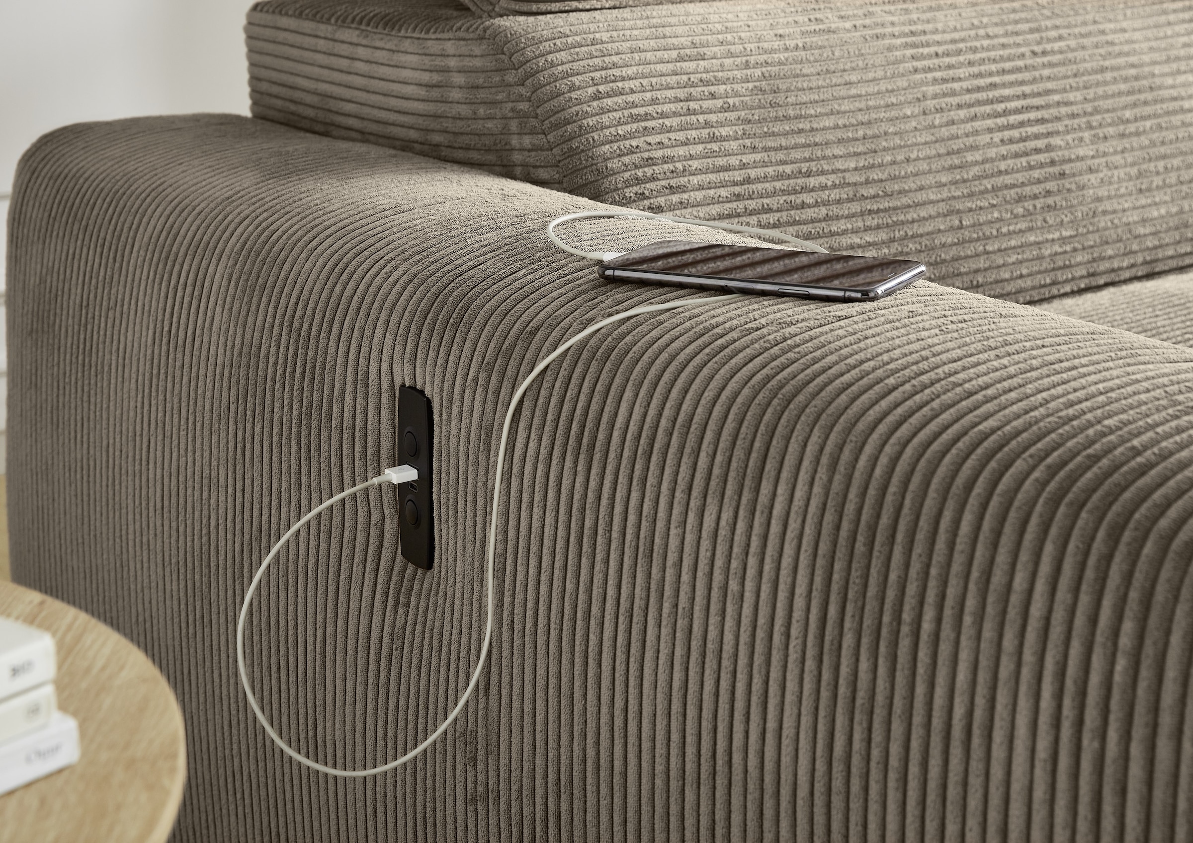 Jockenhöfer Gruppe Ecksofa »Slider, L-Form, 140kg Belastbarkeit je Sitzplatz«, elektromotorische Sitztiefenverstellung,USB-Ladeports,mit Kopfstützen
