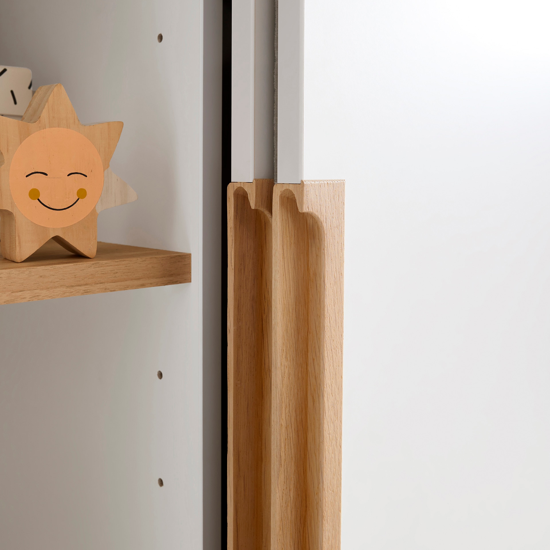 PAIDI Kleiderschrank »YOLANDA 2T2S schmal«, Schiebetüren mit hochwertigen Aluminiumschienen, 2 Schubladen