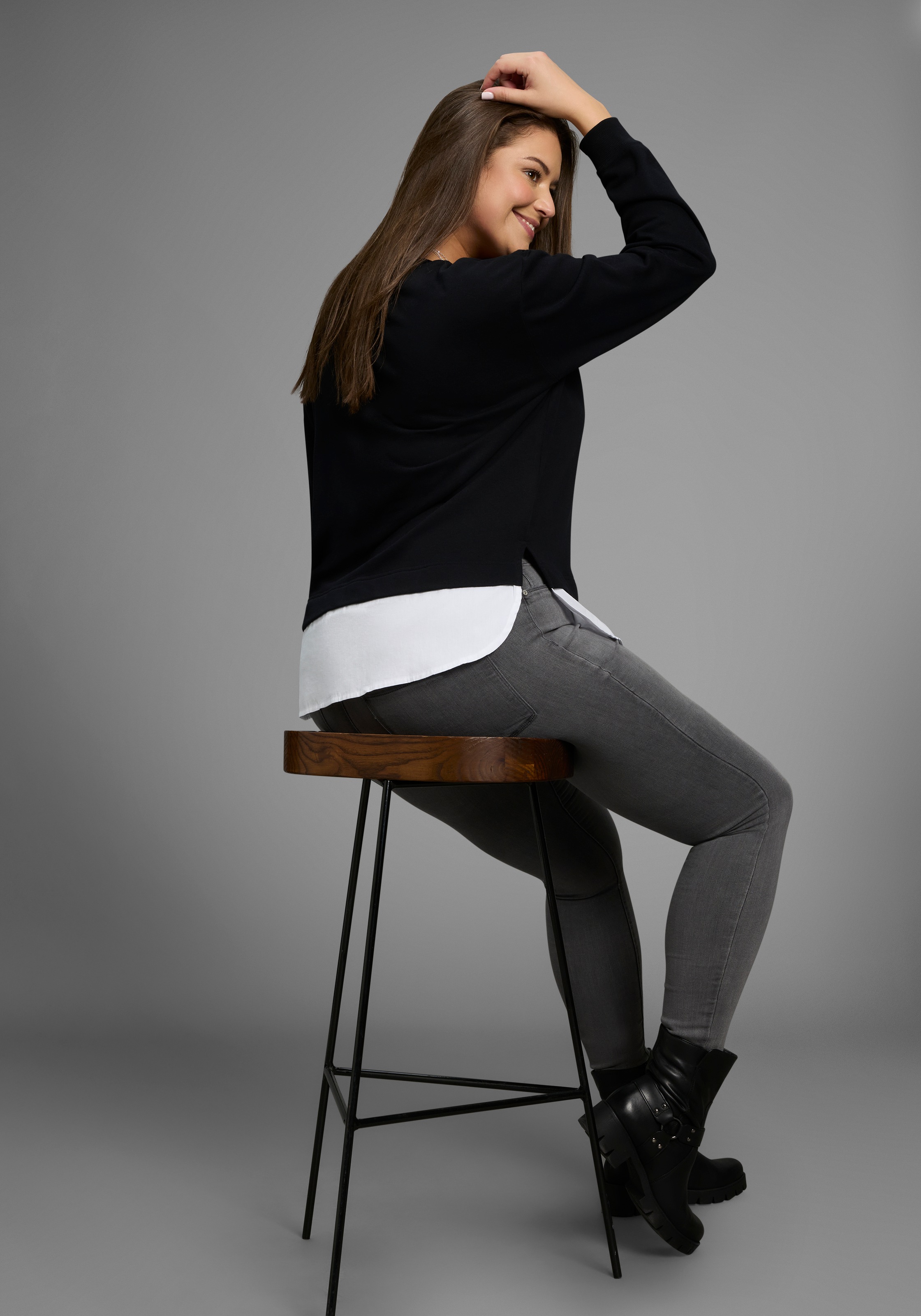 Laura Scott CURVE Sweatshirt, mit gepflegtem Bluseneinsatz - GROSSE GRÖSSE