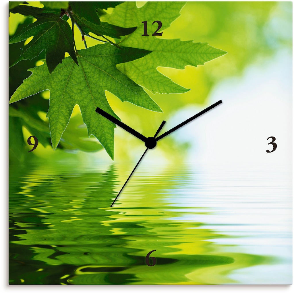 Artland Wanduhr »Grüne Blätter reflektieren im Wasser«